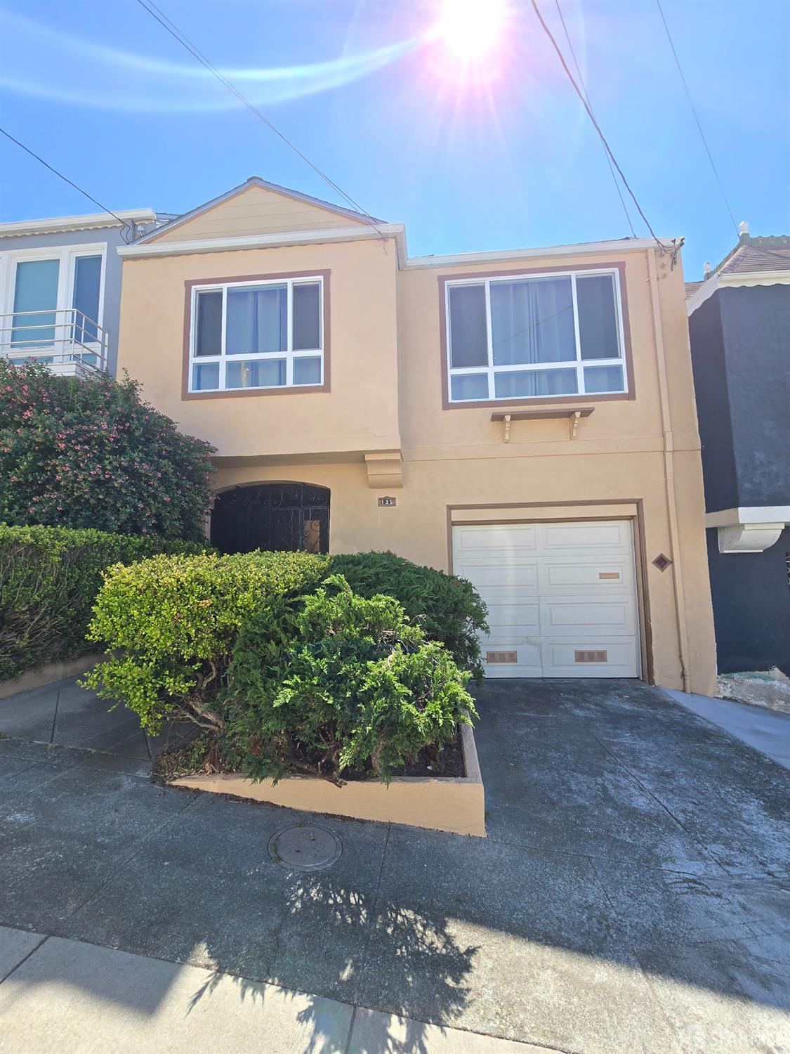 Detail Gallery Image 1 of 11 For 135 Maddux Ave, San Francisco,  CA 94124 - 3 Beds | 1 Baths