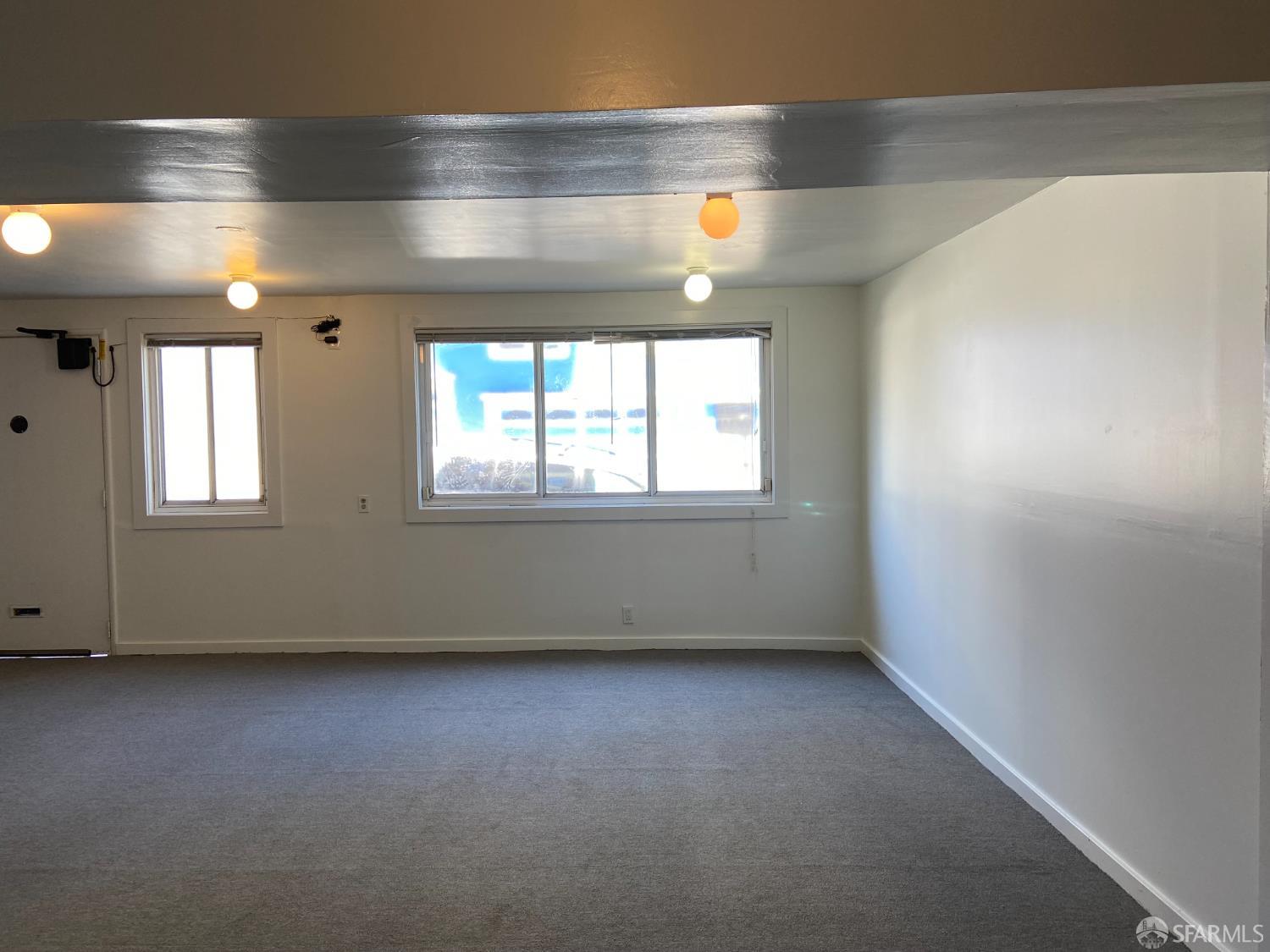 Detail Gallery Image 5 of 13 For 1095 Pacific Ave, San Francisco,  CA 94133 - – Beds | – Baths