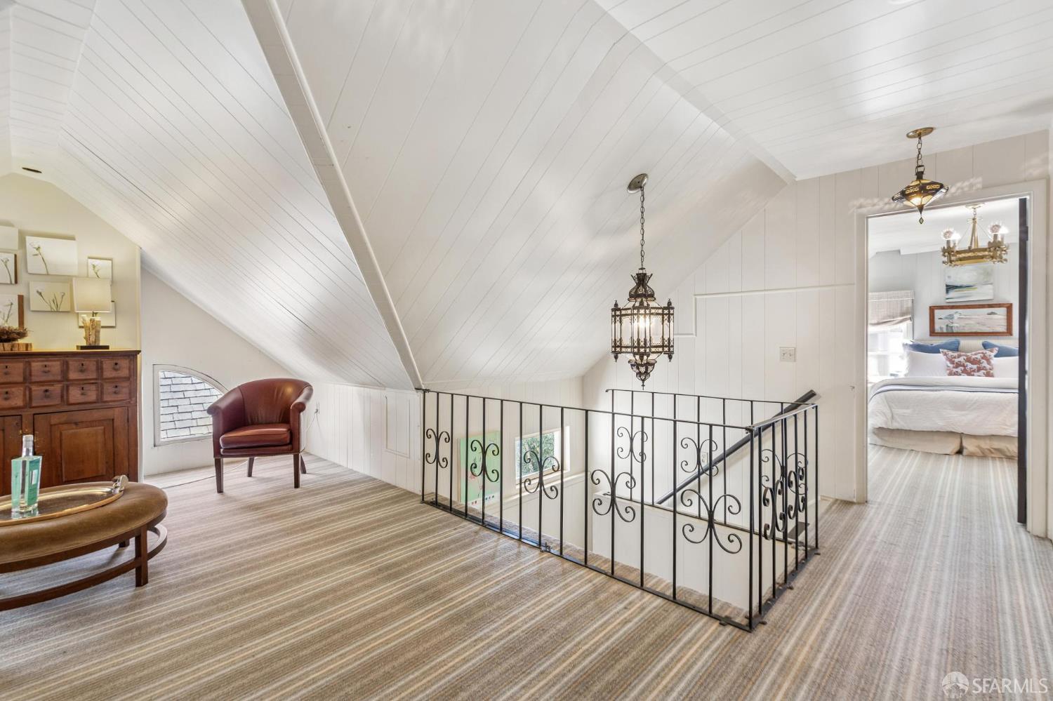 Detail Gallery Image 53 of 72 For 2221 Scott St, San Francisco,  CA 94115 - 5 Beds | 4/1 Baths