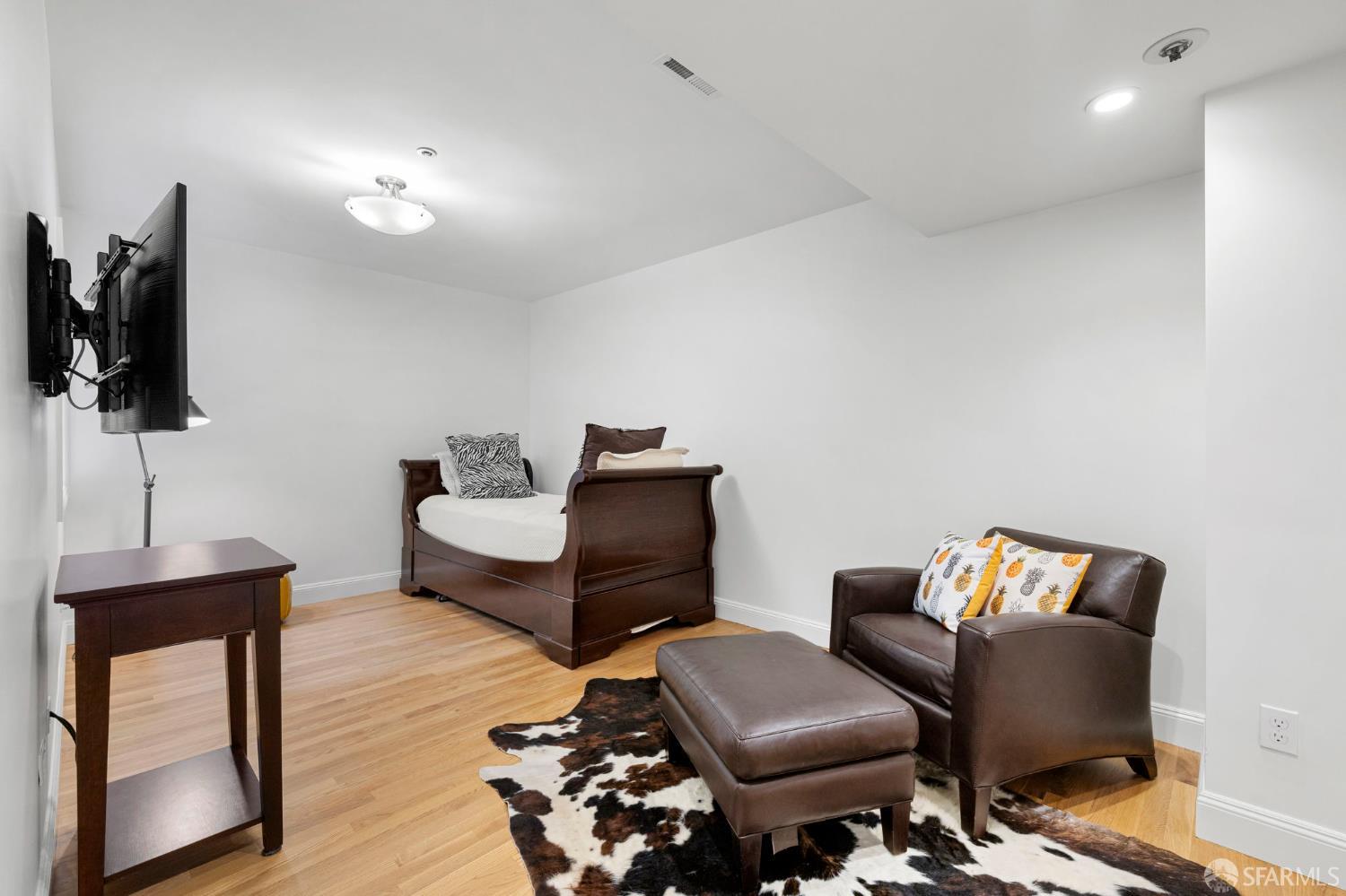 Photo #33: 425066648 Listing: Photo #33