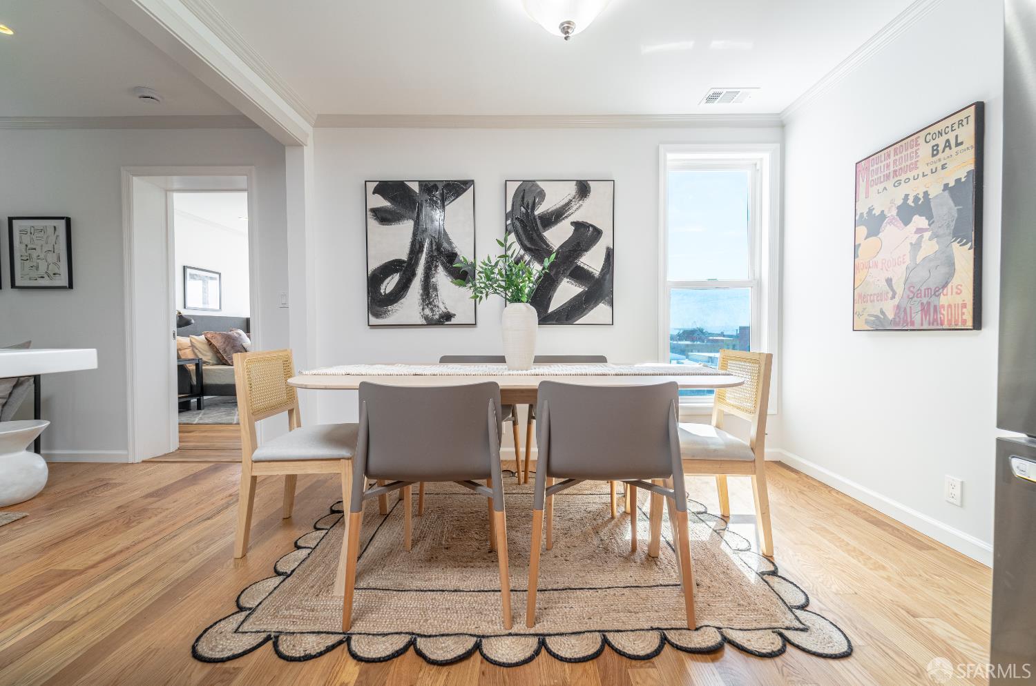Detail Gallery Image 12 of 51 For 819 Brussels St, San Francisco,  CA 94134 - 6 Beds | 3 Baths