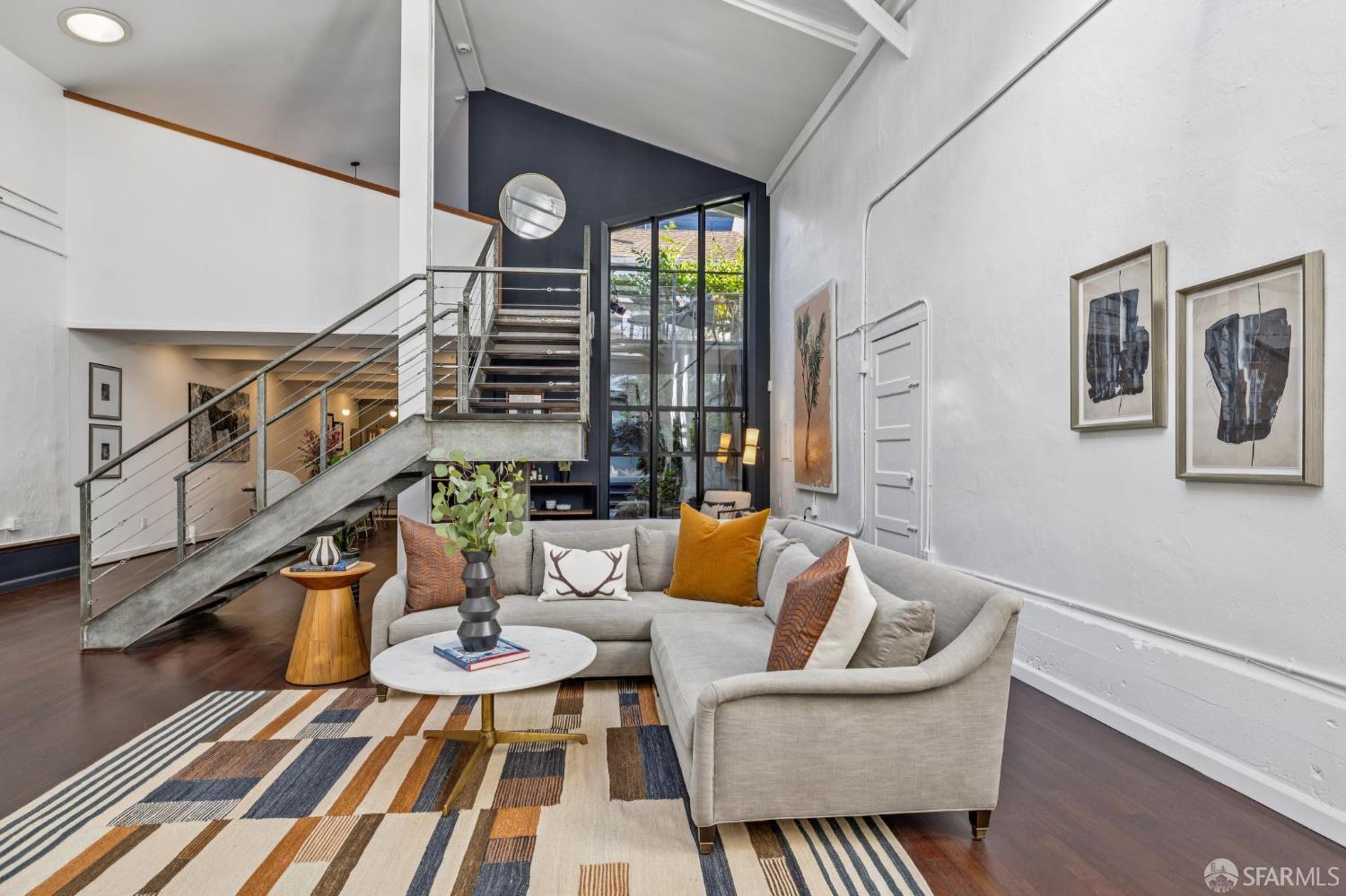 Detail Gallery Image 8 of 28 For 2753 22nd St, San Francisco,  CA 94110 - 2 Beds | 2 Baths