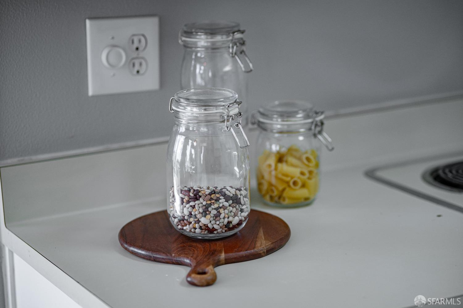 Detail Gallery Image 41 of 51 For 94 Bayo Vista Ave #304,  Oakland,  CA 94611 - 1 Beds | 1 Baths