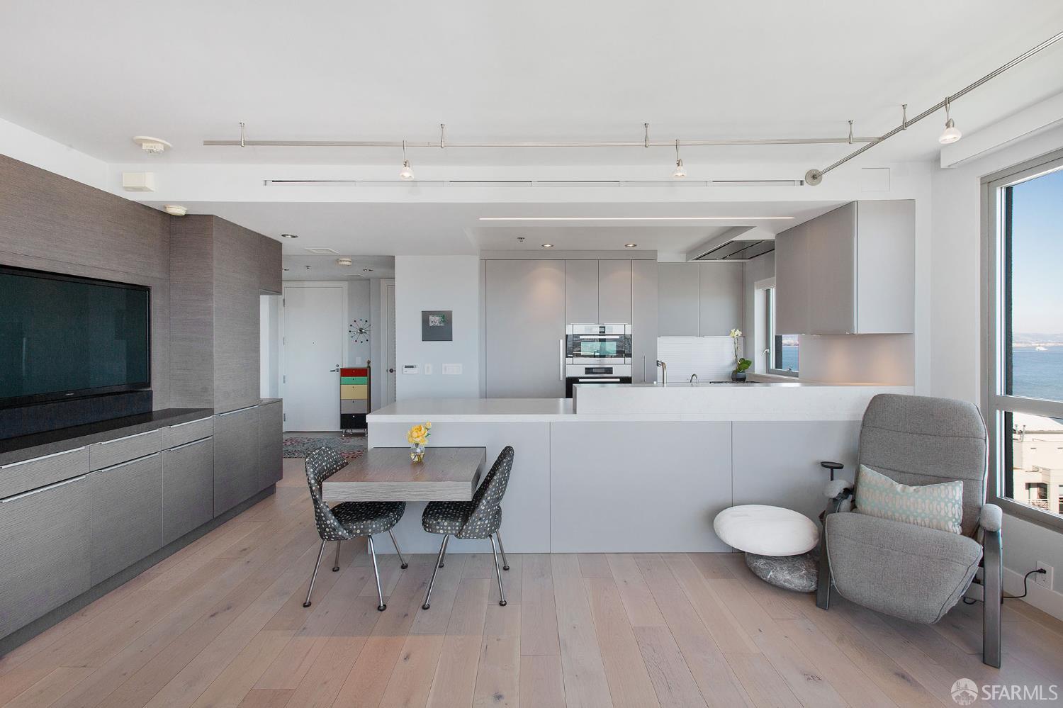 Detail Gallery Image 8 of 56 For 229 Brannan St 16e,  San Francisco,  CA 94107 - 2 Beds | 2 Baths