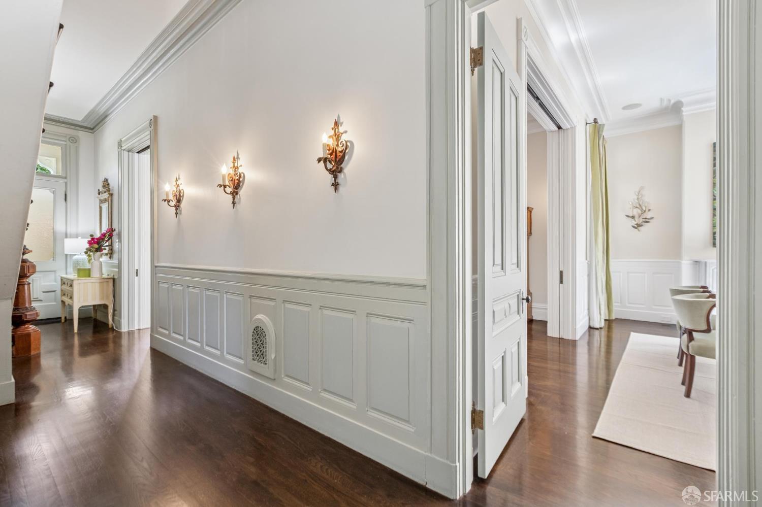 Detail Gallery Image 11 of 72 For 2221 Scott St, San Francisco,  CA 94115 - 5 Beds | 4/1 Baths