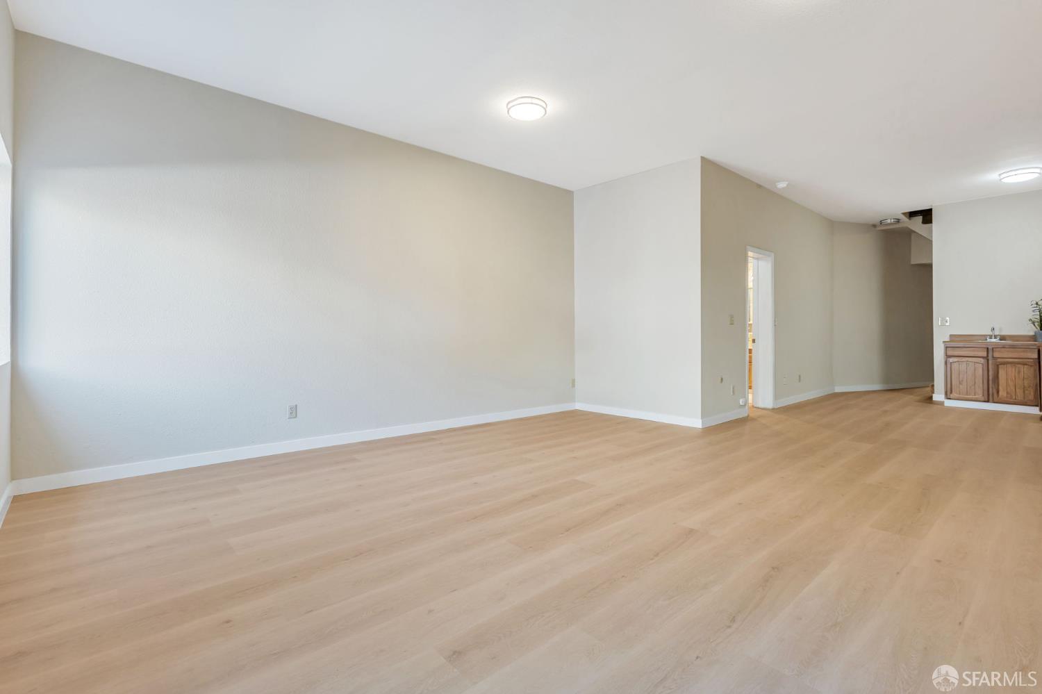 Detail Gallery Image 5 of 57 For 1330 27th Ave, San Francisco,  CA 94122 - – Beds | – Baths
