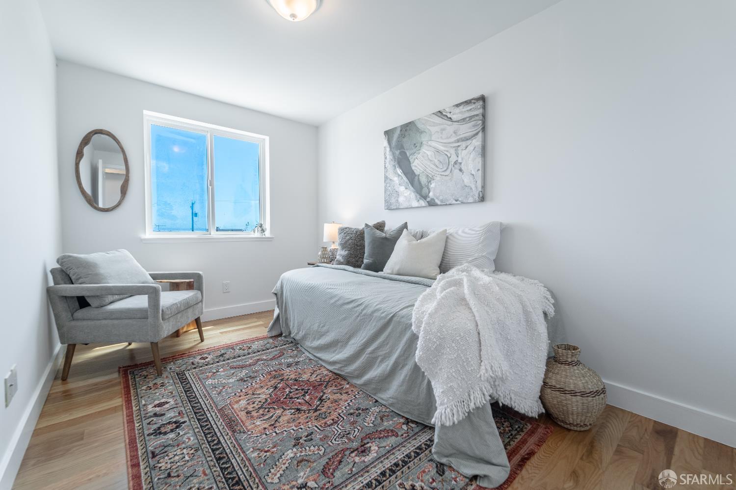 Detail Gallery Image 32 of 51 For 819 Brussels St, San Francisco,  CA 94134 - 6 Beds | 3 Baths