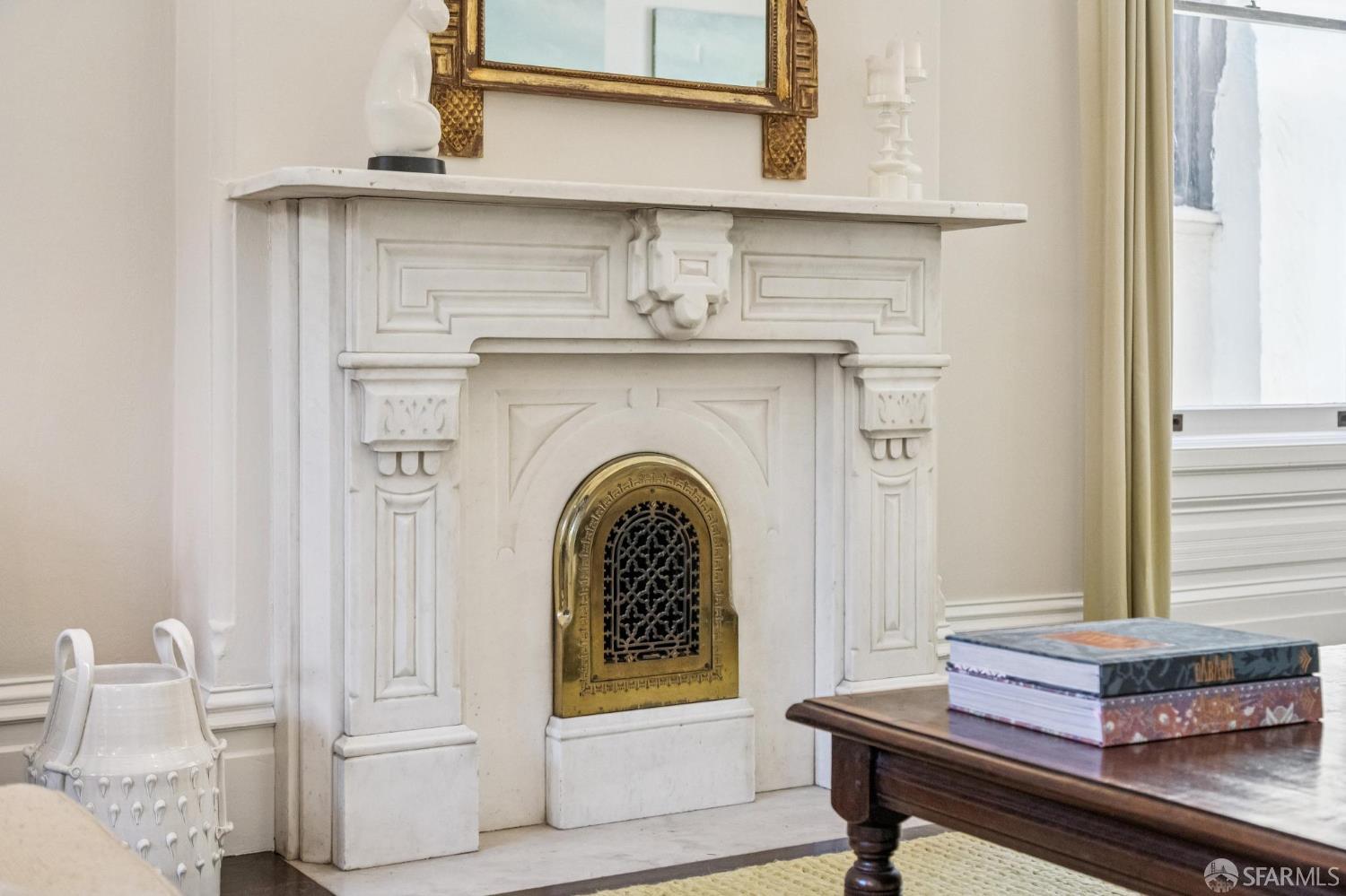 Detail Gallery Image 14 of 72 For 2221 Scott St, San Francisco,  CA 94115 - 5 Beds | 4/1 Baths