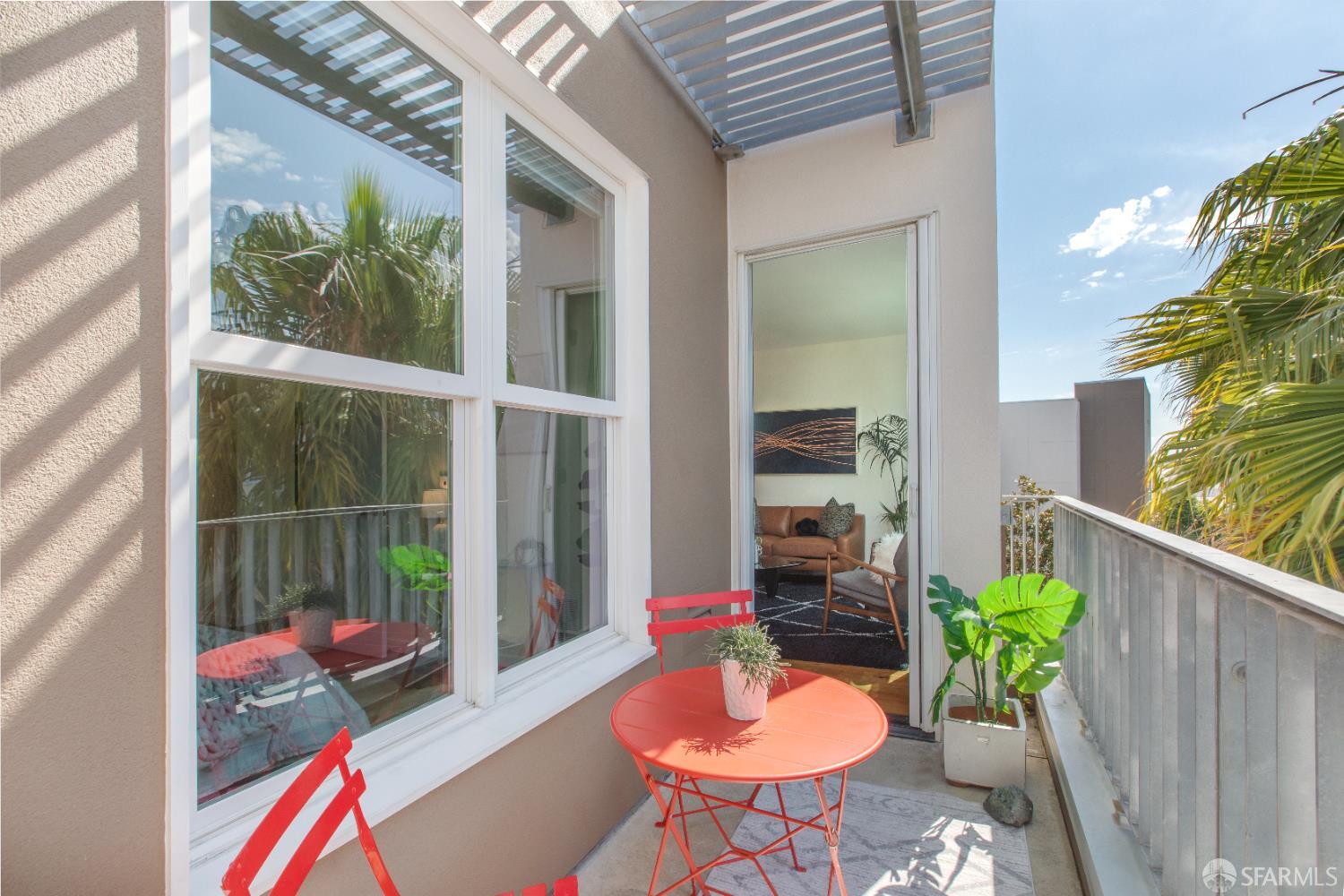 Photo #3: 425069756 Listing 