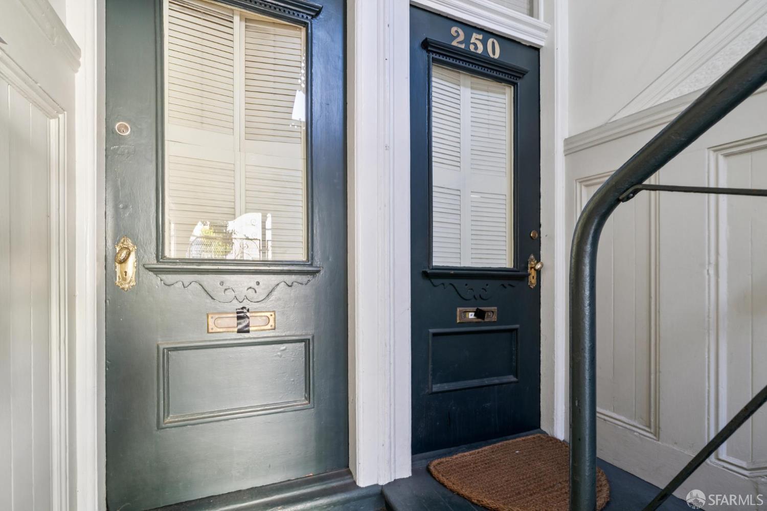 Photo #3: 425069534 Listing 