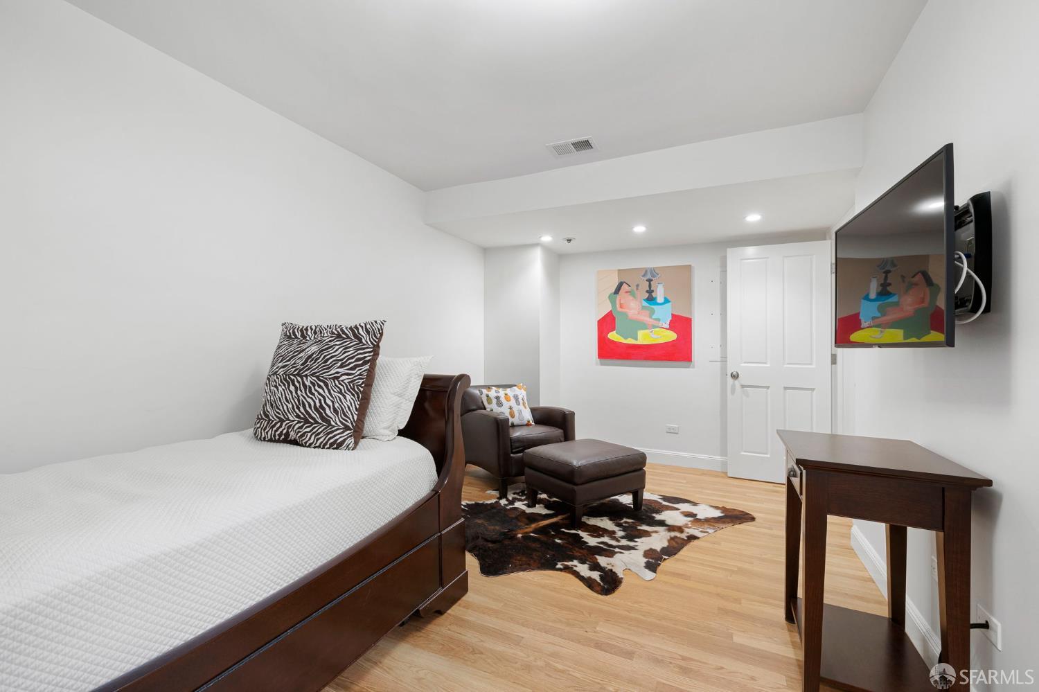 Photo #34: 425066648 Listing: Photo #34