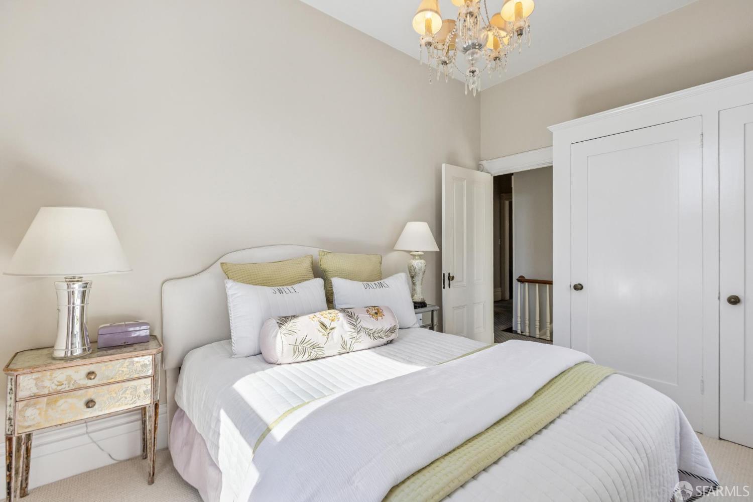 Detail Gallery Image 51 of 72 For 2221 Scott St, San Francisco,  CA 94115 - 5 Beds | 4/1 Baths