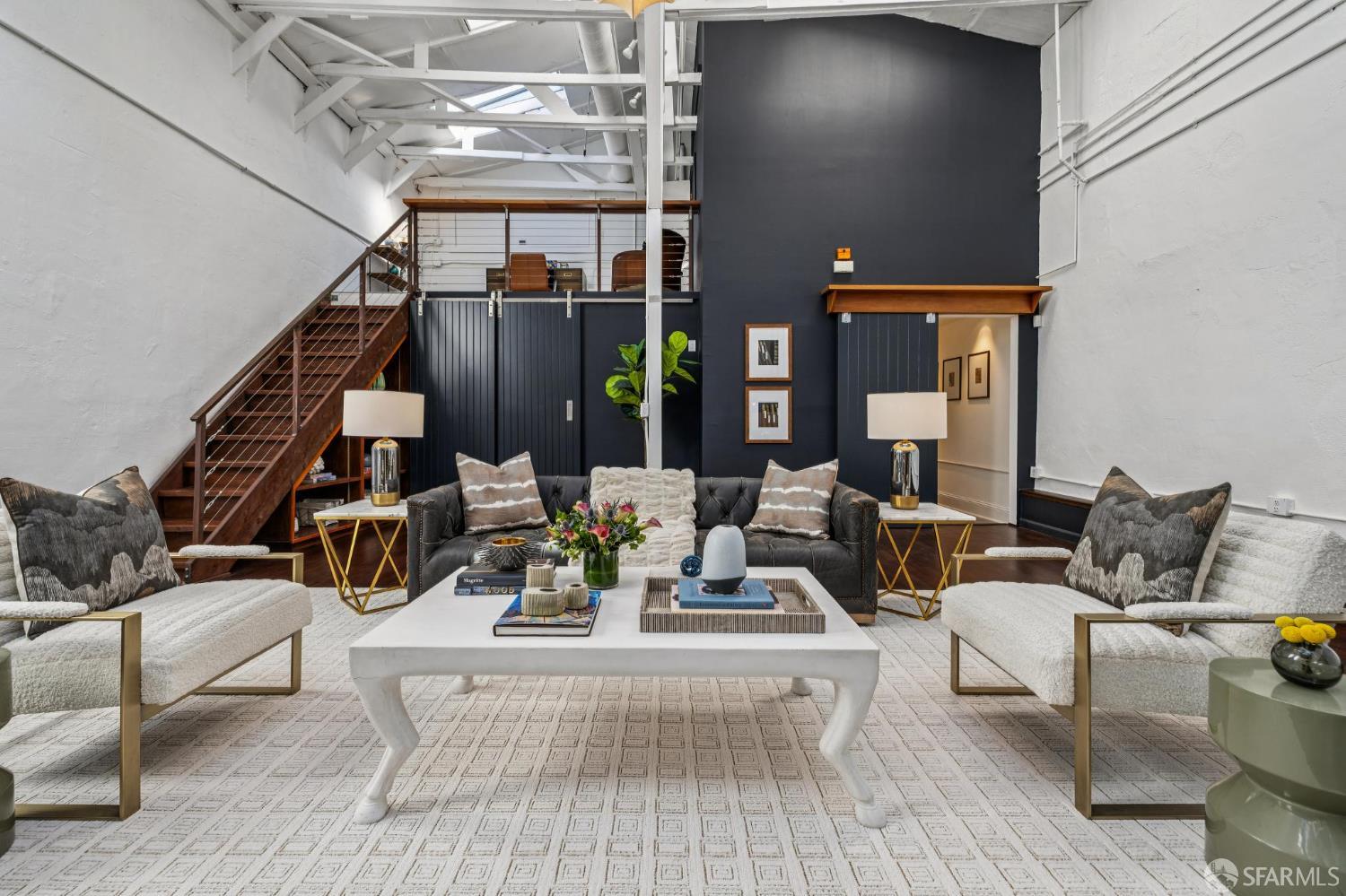 Detail Gallery Image 4 of 28 For 2753 22nd St, San Francisco,  CA 94110 - 2 Beds | 2 Baths