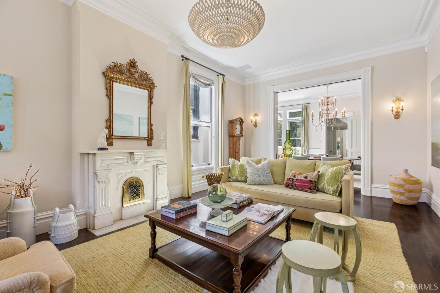 Detail Gallery Image 15 of 72 For 2221 Scott St, San Francisco,  CA 94115 - 5 Beds | 4/1 Baths