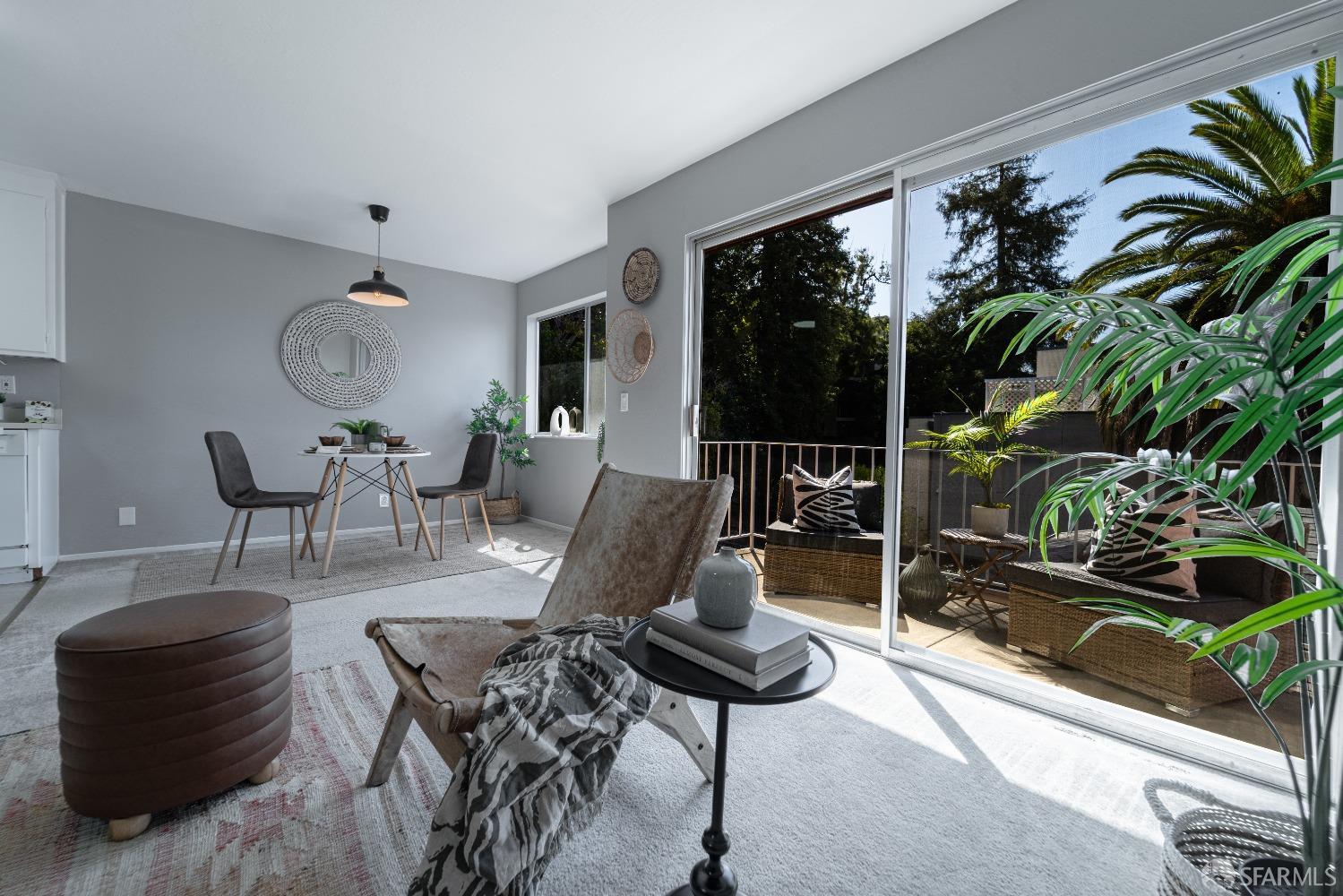 Detail Gallery Image 3 of 51 For 94 Bayo Vista Ave #304,  Oakland,  CA 94611 - 1 Beds | 1 Baths