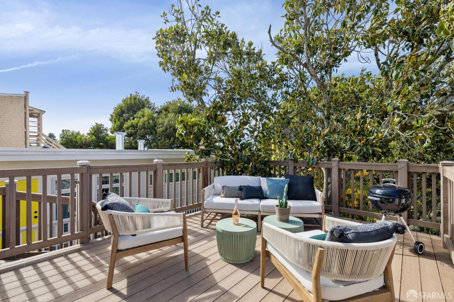 Detail Gallery Image 34 of 37 For 2838 Golden Gate Ave, San Francisco,  CA 94123 - 5 Beds | 2 Baths