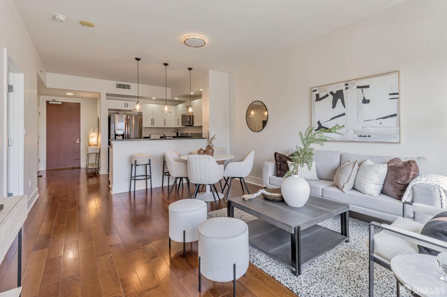 Detail Gallery Image 2 of 41 For 88 E San Fernando St #507,  San Jose,  CA 95113 - 1 Beds | 1 Baths