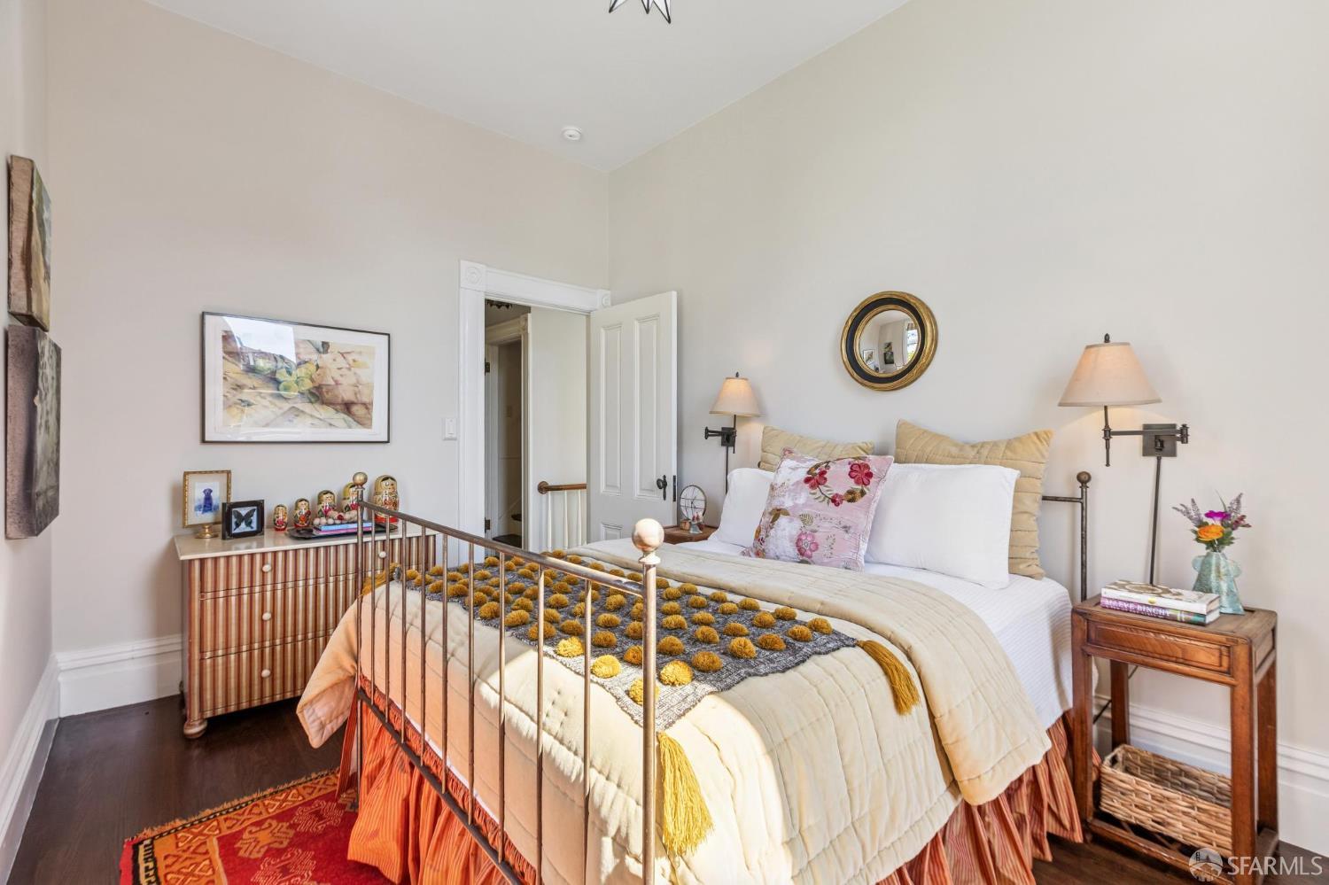 Detail Gallery Image 52 of 72 For 2221 Scott St, San Francisco,  CA 94115 - 5 Beds | 4/1 Baths