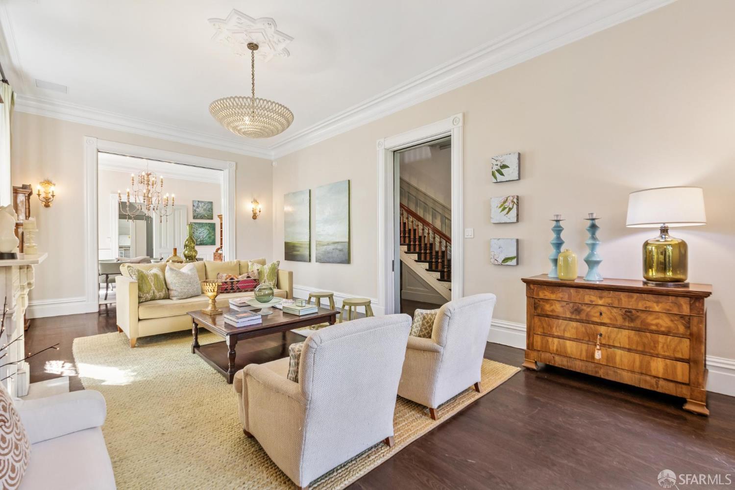 Detail Gallery Image 16 of 72 For 2221 Scott St, San Francisco,  CA 94115 - 5 Beds | 4/1 Baths