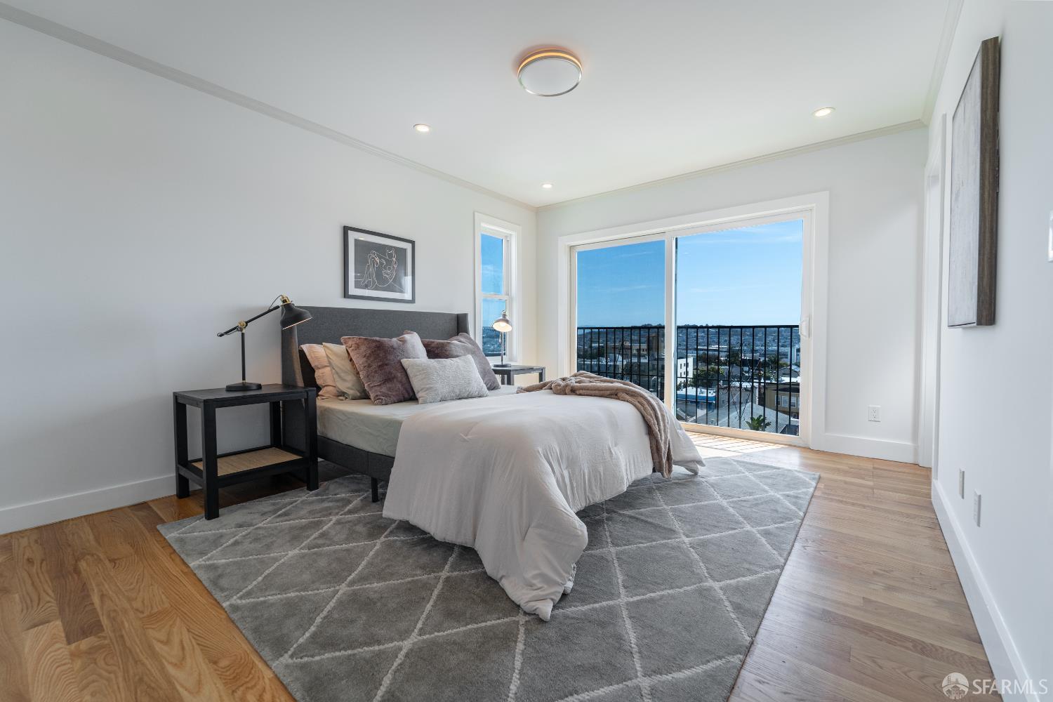 Detail Gallery Image 19 of 51 For 819 Brussels St, San Francisco,  CA 94134 - 6 Beds | 3 Baths