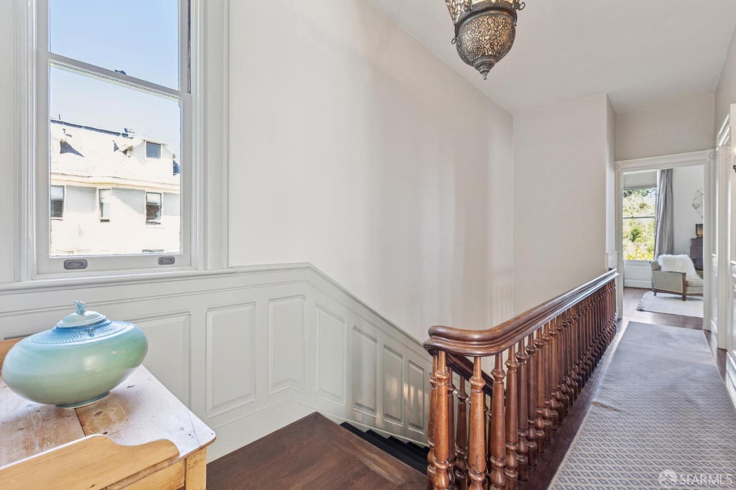 Detail Gallery Image 38 of 72 For 2221 Scott St, San Francisco,  CA 94115 - 5 Beds | 4/1 Baths