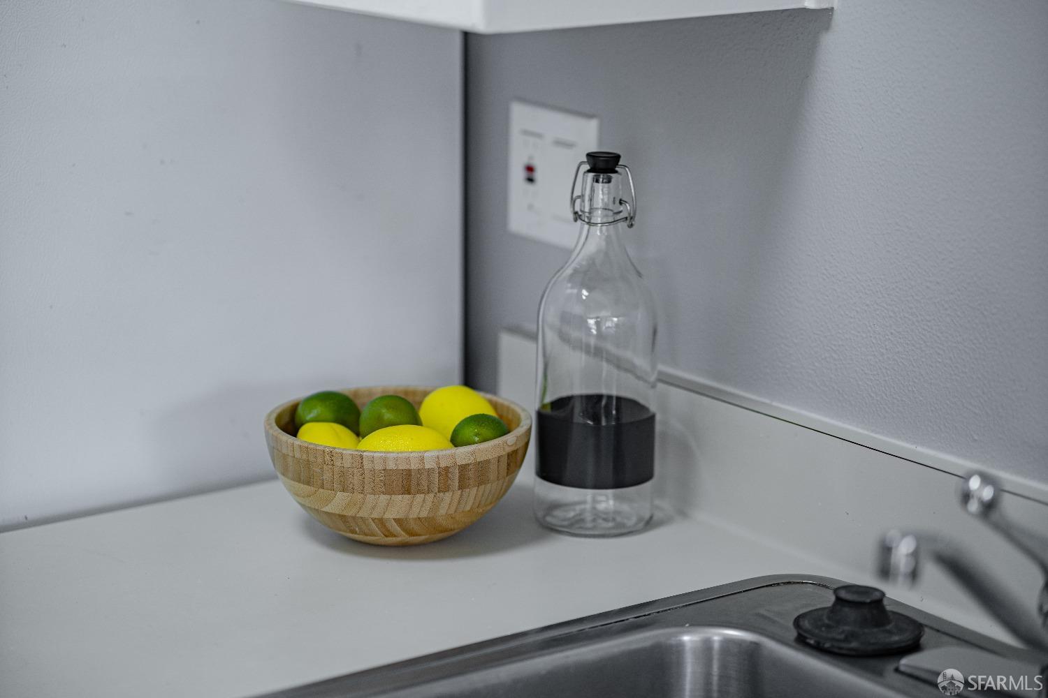 Detail Gallery Image 44 of 51 For 94 Bayo Vista Ave #304,  Oakland,  CA 94611 - 1 Beds | 1 Baths