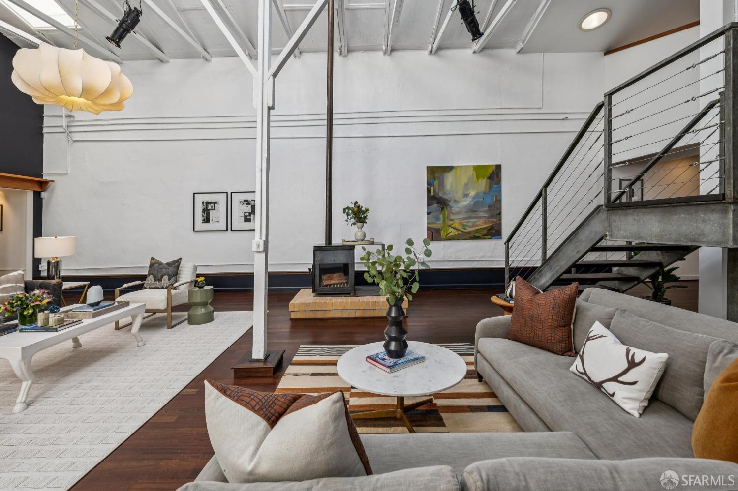 Detail Gallery Image 7 of 28 For 2753 22nd St, San Francisco,  CA 94110 - 2 Beds | 2 Baths