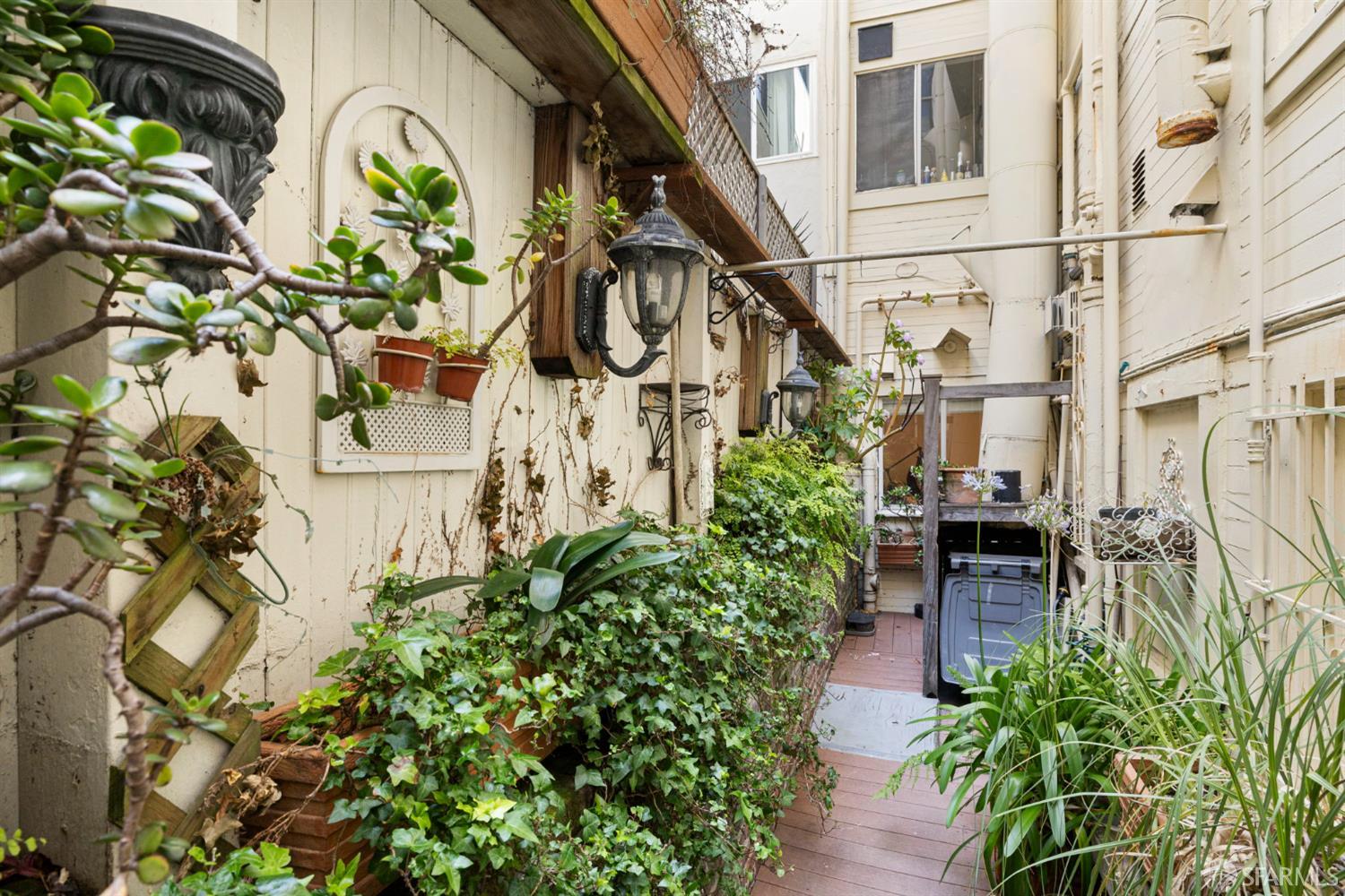 Photo #36: 425066648 Listing: Photo #36