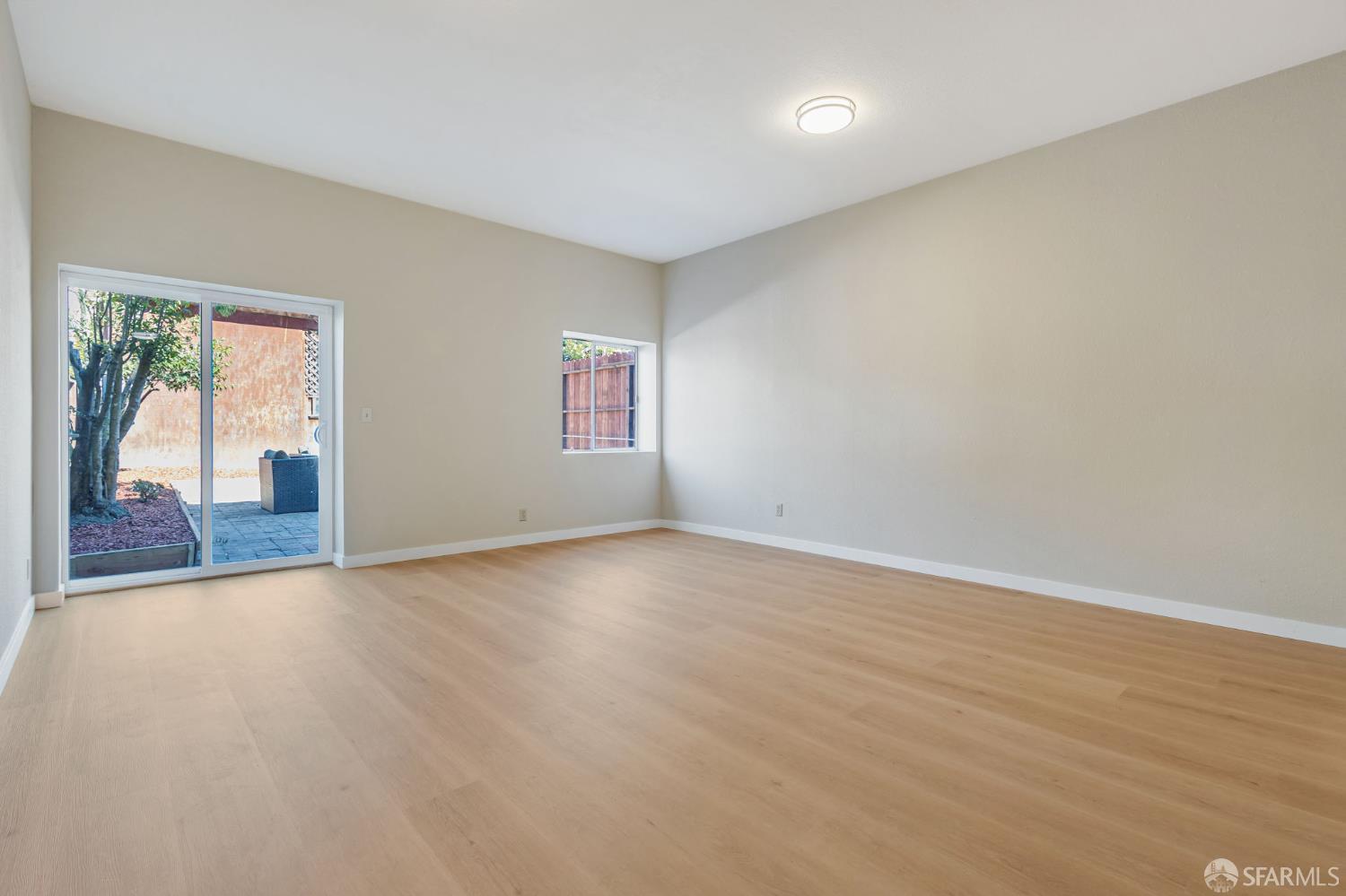 Detail Gallery Image 4 of 57 For 1330 27th Ave, San Francisco,  CA 94122 - – Beds | – Baths