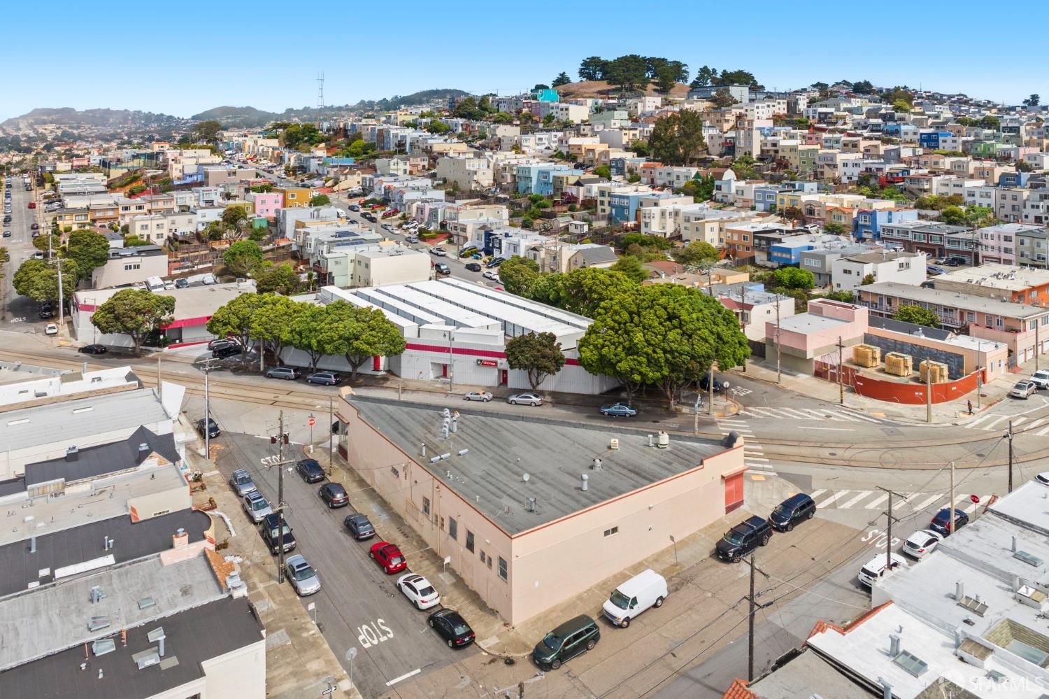 Detail Gallery Image 10 of 14 For 4089 19th Ave, San Francisco,  CA 94132 - – Beds | – Baths