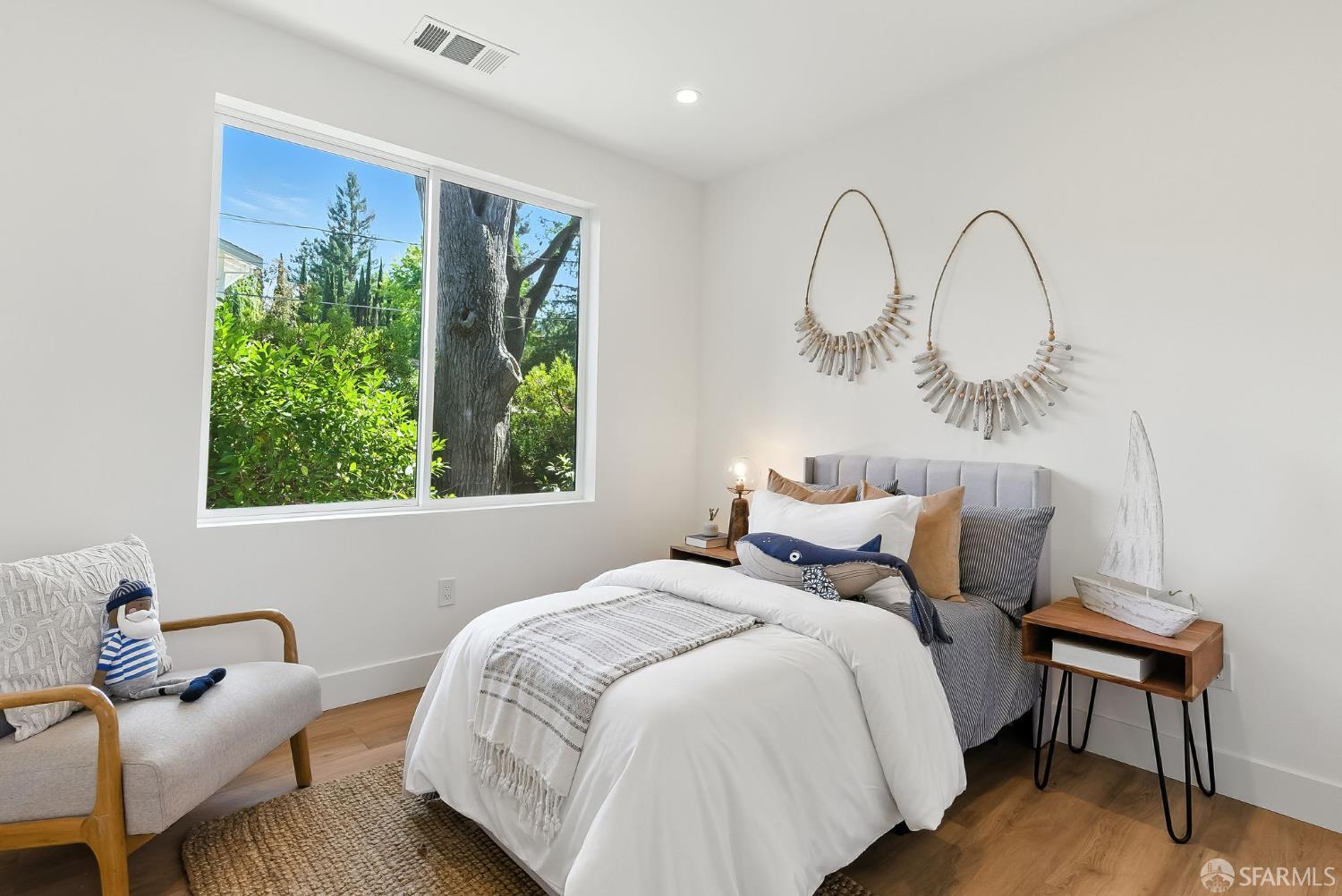 Detail Gallery Image 22 of 43 For 2559 Romley Ln, Alamo,  CA 94507 - 4 Beds | 3/2 Baths