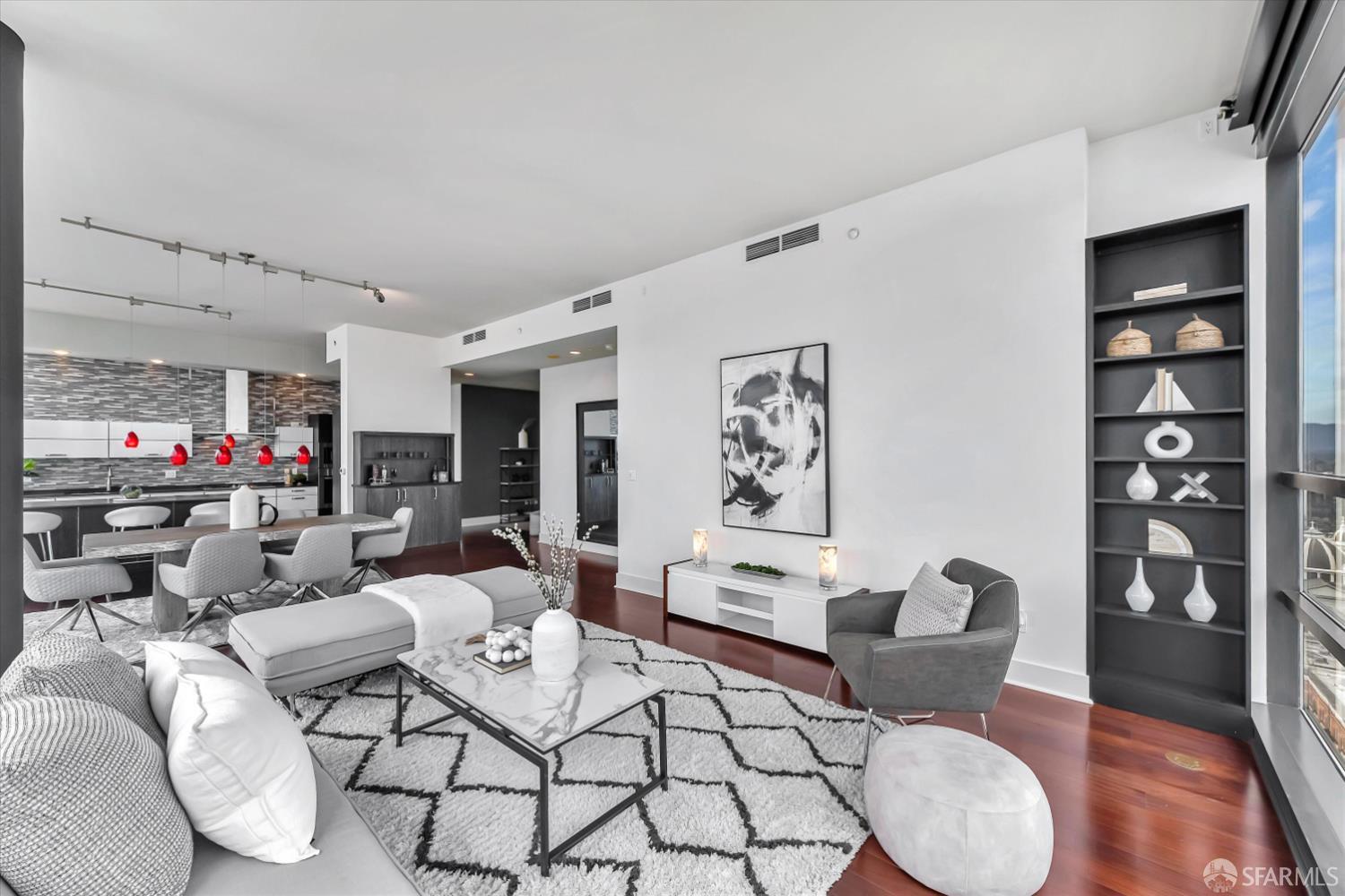 Detail Gallery Image 3 of 65 For 88 E San Fernando St #2103,  San Jose,  CA 95113 - 2 Beds | 2/1 Baths