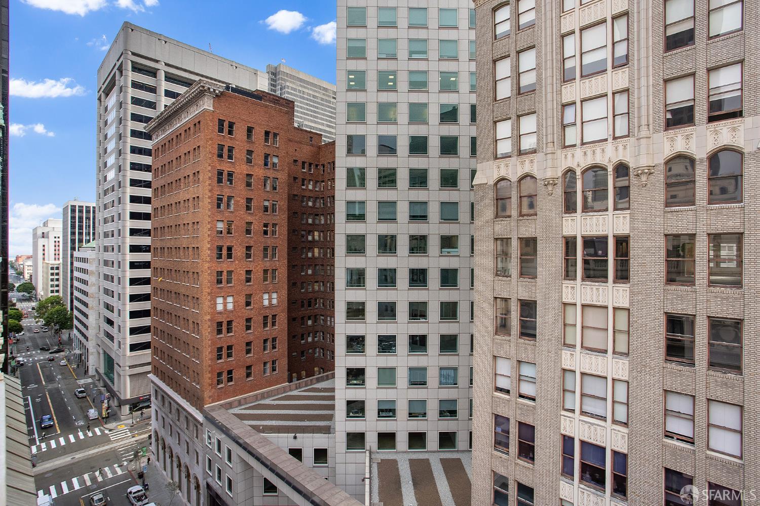 Photo #33: 425069983 Listing: Photo #33