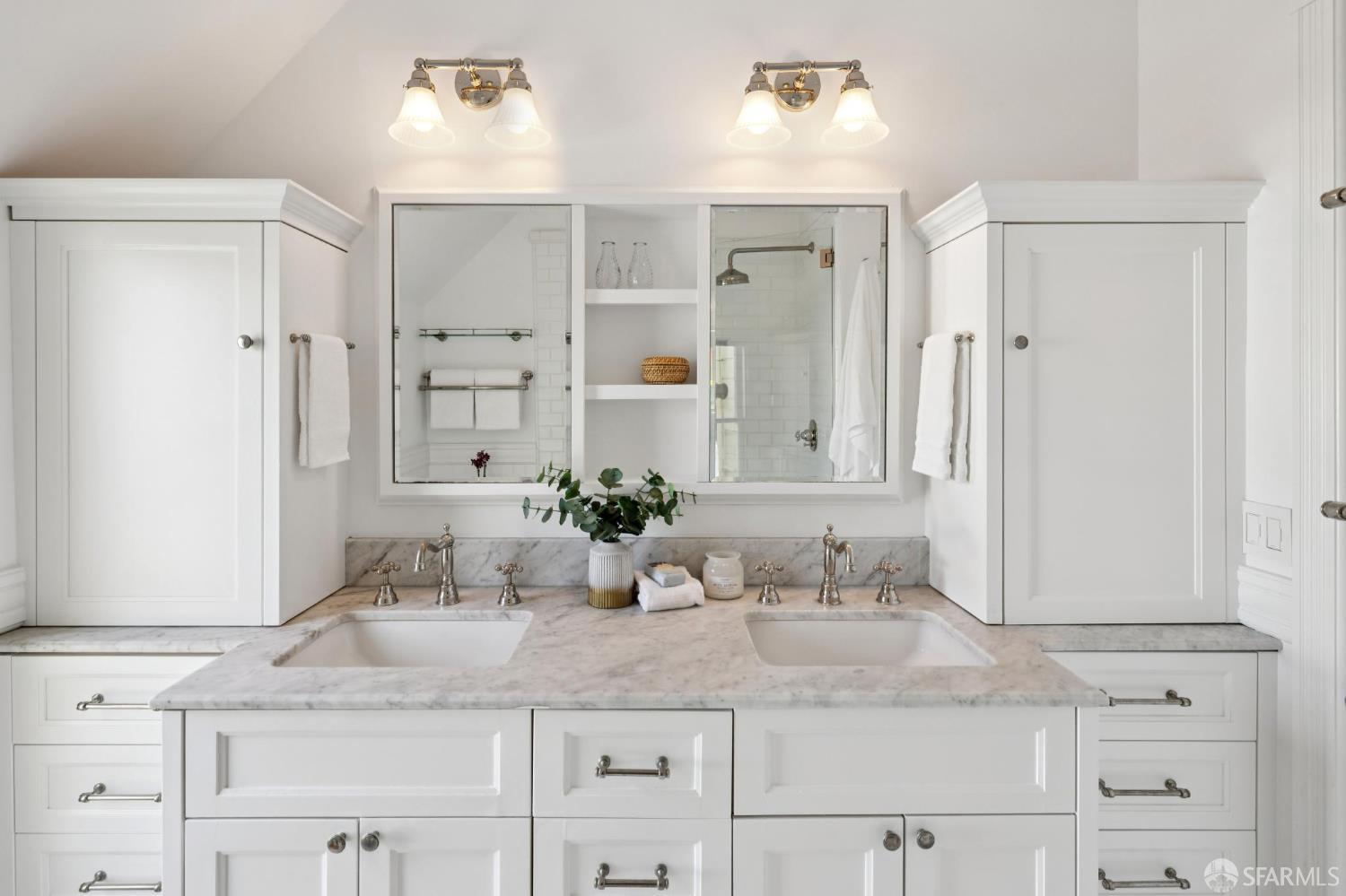 Detail Gallery Image 26 of 37 For 2838 Golden Gate Ave, San Francisco,  CA 94123 - 5 Beds | 2 Baths