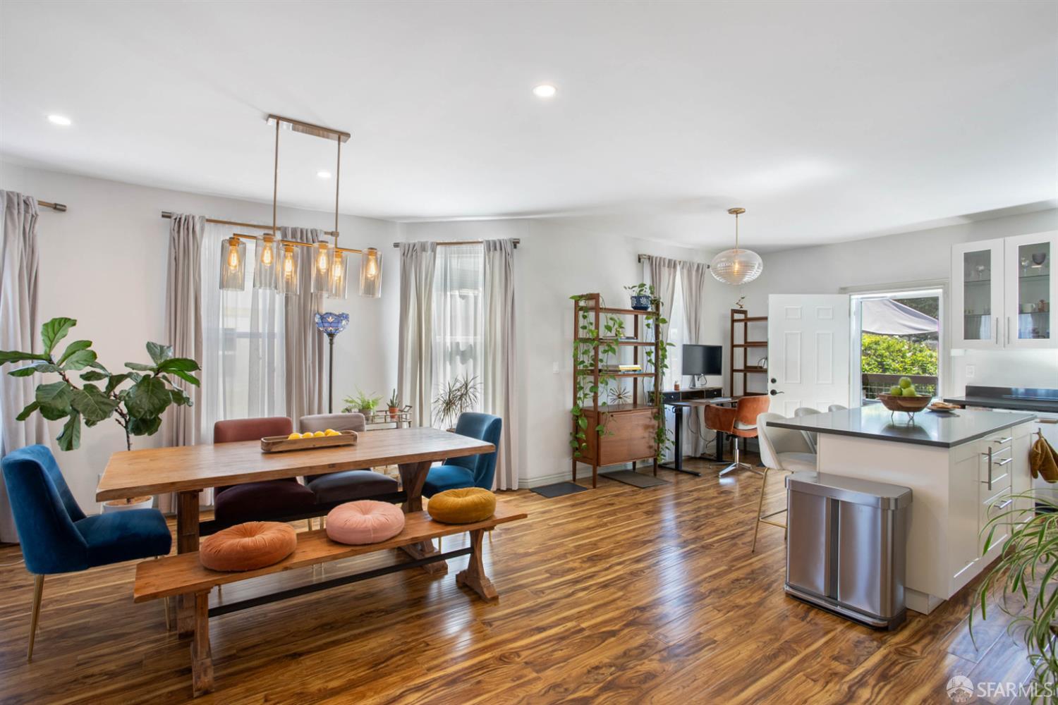 Detail Gallery Image 20 of 74 For 1806 8th Ave, Oakland,  CA 94606 - 3 Beds | 2 Baths