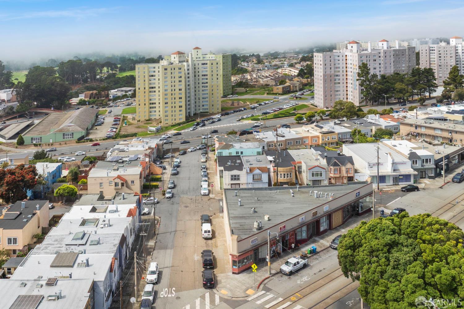 Detail Gallery Image 7 of 14 For 4089 19th Ave, San Francisco,  CA 94132 - – Beds | – Baths