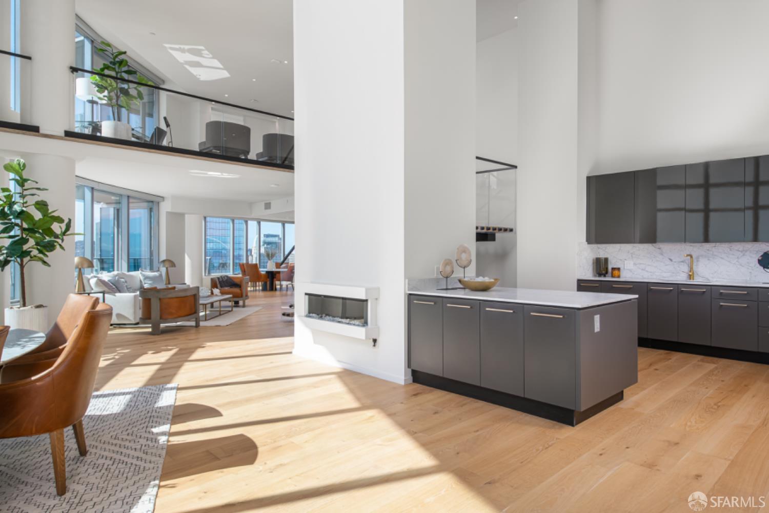 Detail Gallery Image 8 of 50 For 201 Folsom St Ph41,  San Francisco,  CA 94105 - 3 Beds | 3 Baths