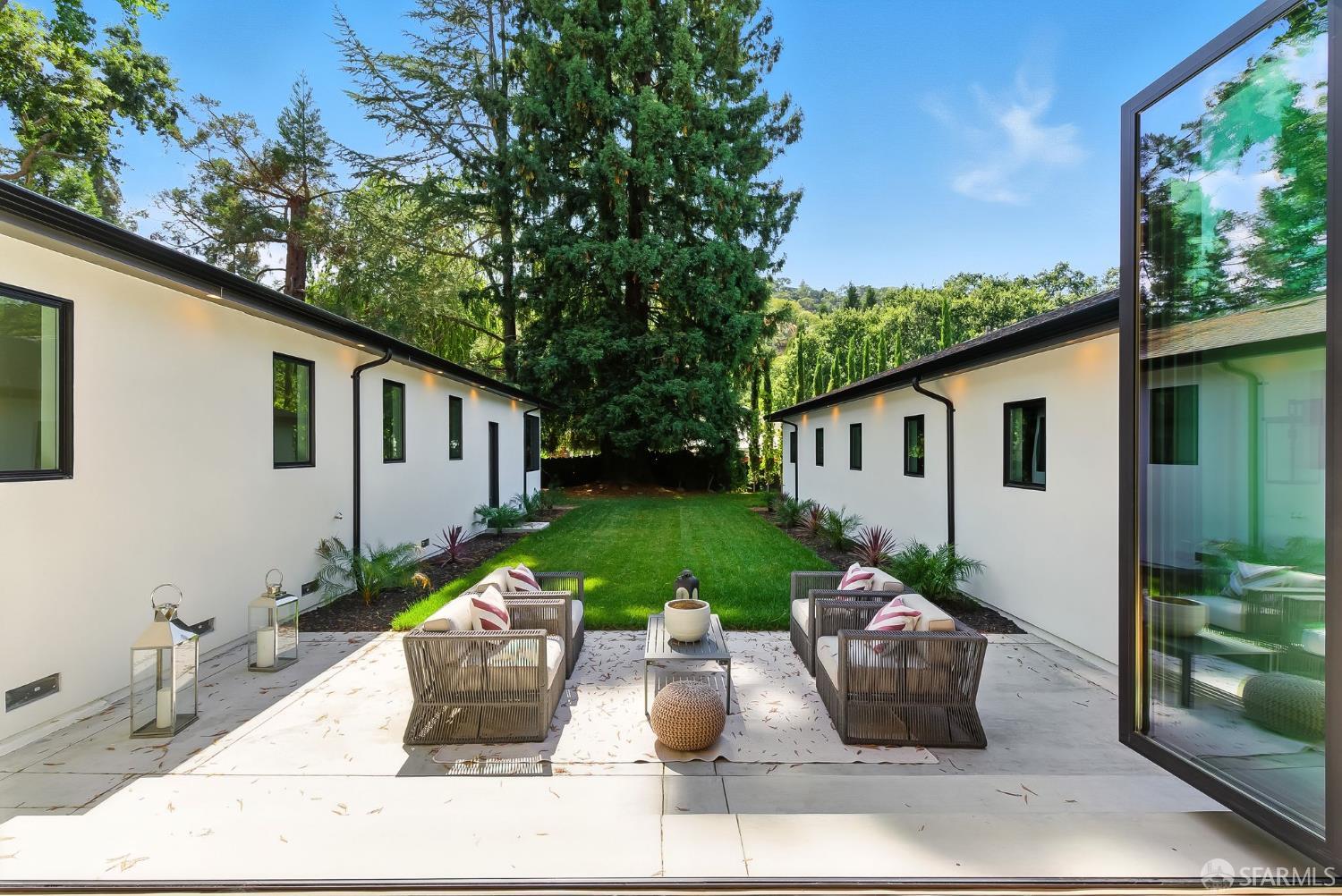 Detail Gallery Image 33 of 43 For 2559 Romley Ln, Alamo,  CA 94507 - 4 Beds | 3/2 Baths