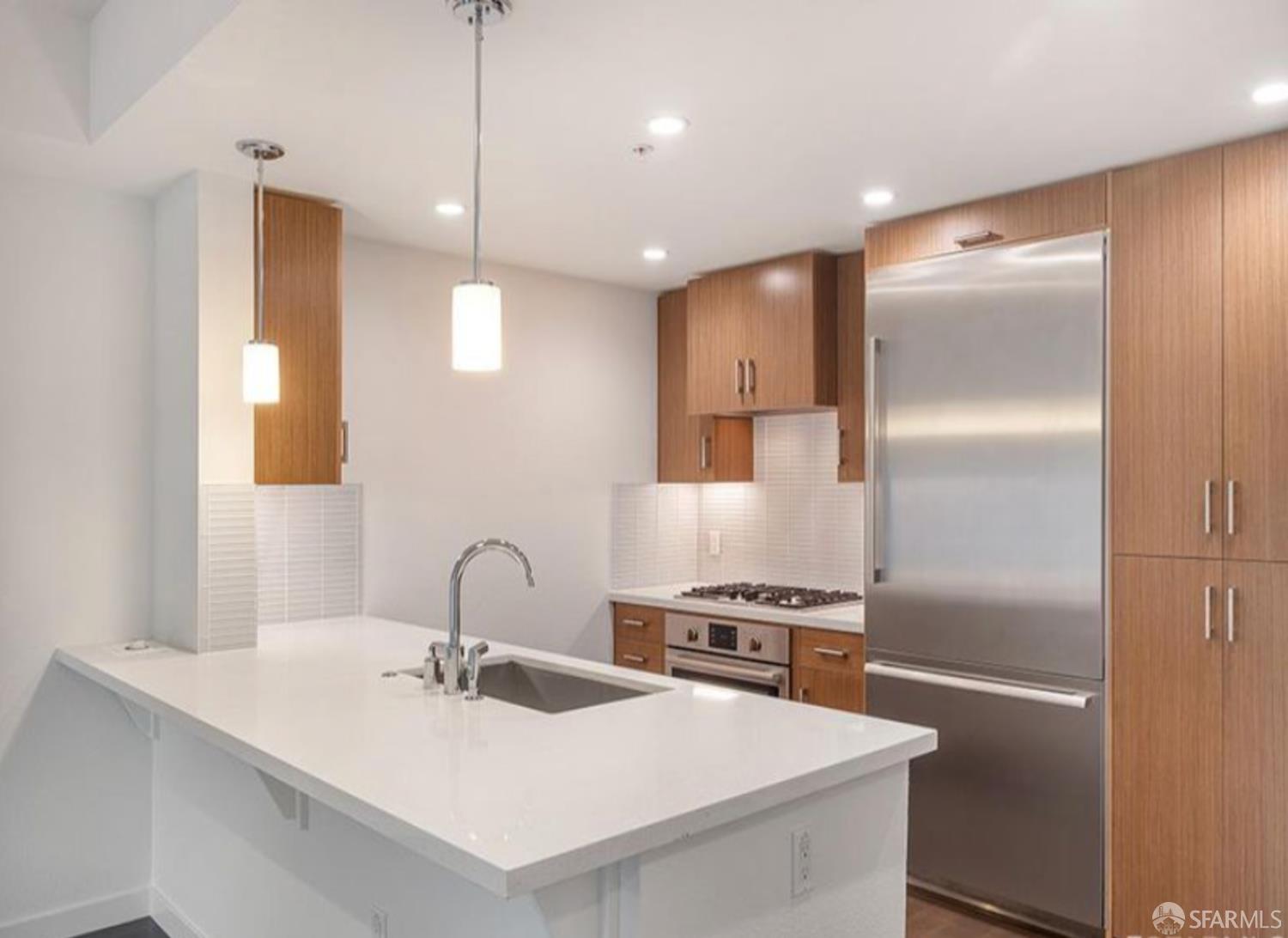 Photo #11: 425070113 Listing: Photo #11