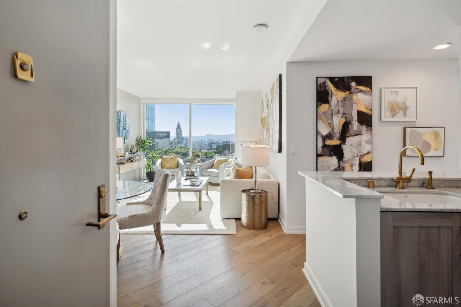 Detail Gallery Image 2 of 41 For 401 Harrison St 13h,  San Francisco,  CA 94105 - 1 Beds | 1 Baths