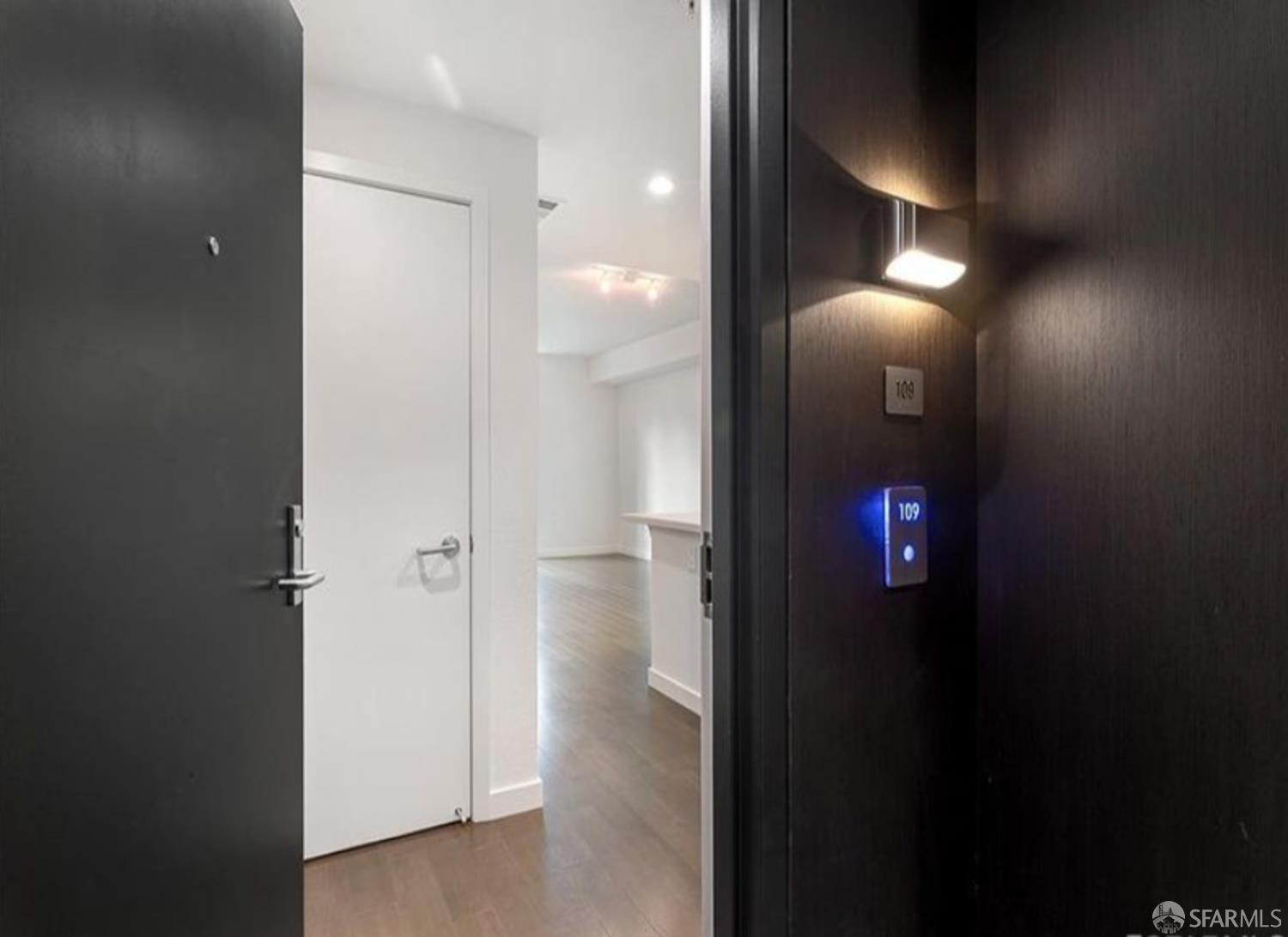 Photo #3: 425070113 Listing 