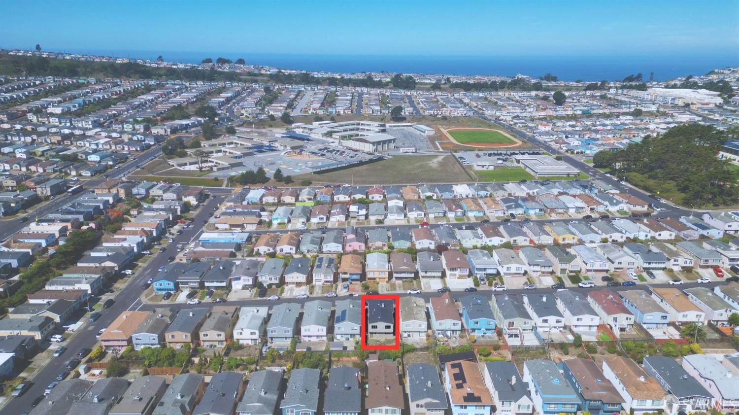 Detail Gallery Image 13 of 16 For 267 St. Catherine Dr, Daly City,  CA 94015 - 3 Beds | 2 Baths