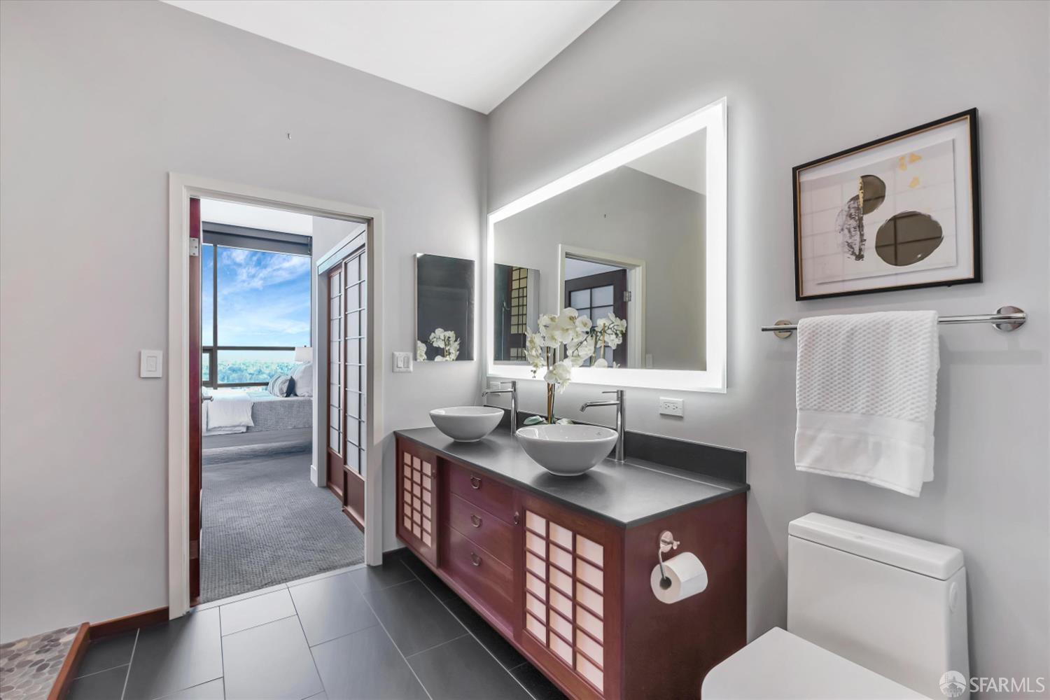 Detail Gallery Image 34 of 65 For 88 E San Fernando St #2103,  San Jose,  CA 95113 - 2 Beds | 2/1 Baths