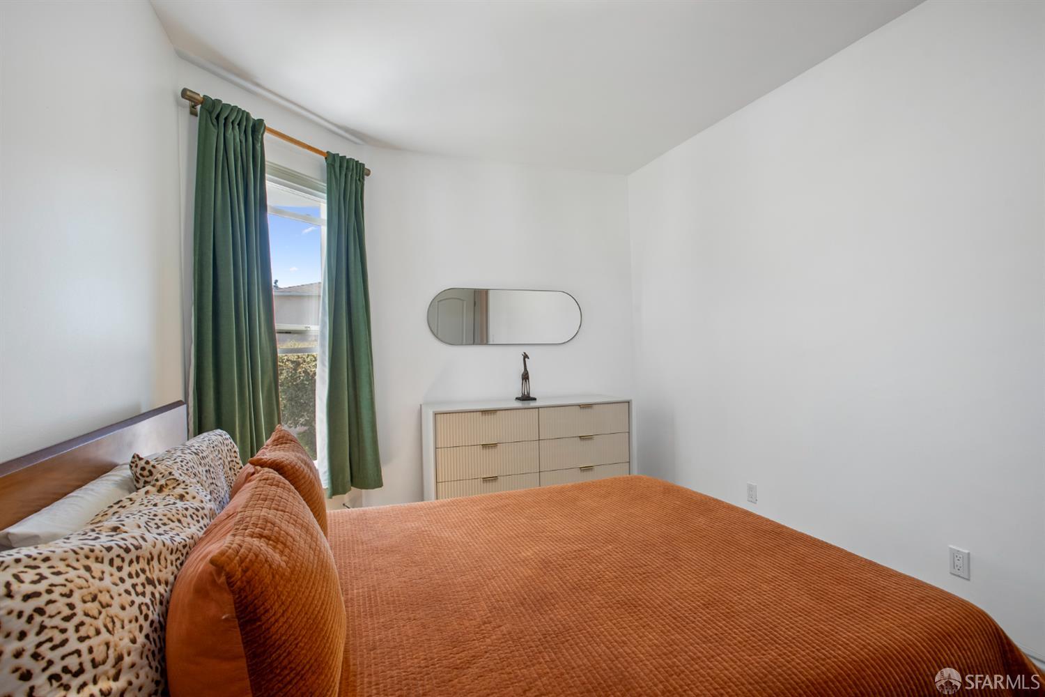 Detail Gallery Image 41 of 74 For 1806 8th Ave, Oakland,  CA 94606 - 3 Beds | 2 Baths