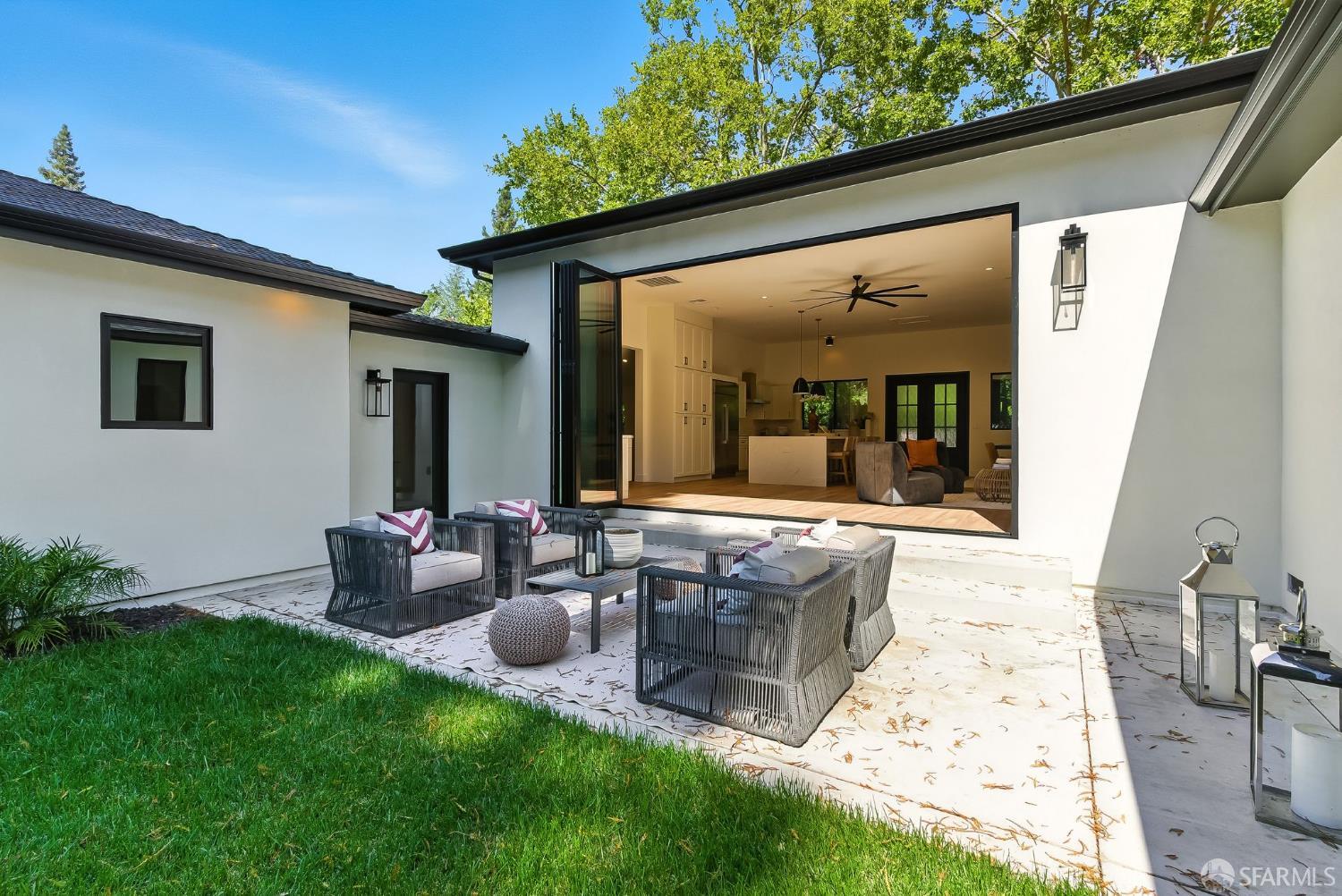 Detail Gallery Image 35 of 43 For 2559 Romley Ln, Alamo,  CA 94507 - 4 Beds | 3/2 Baths