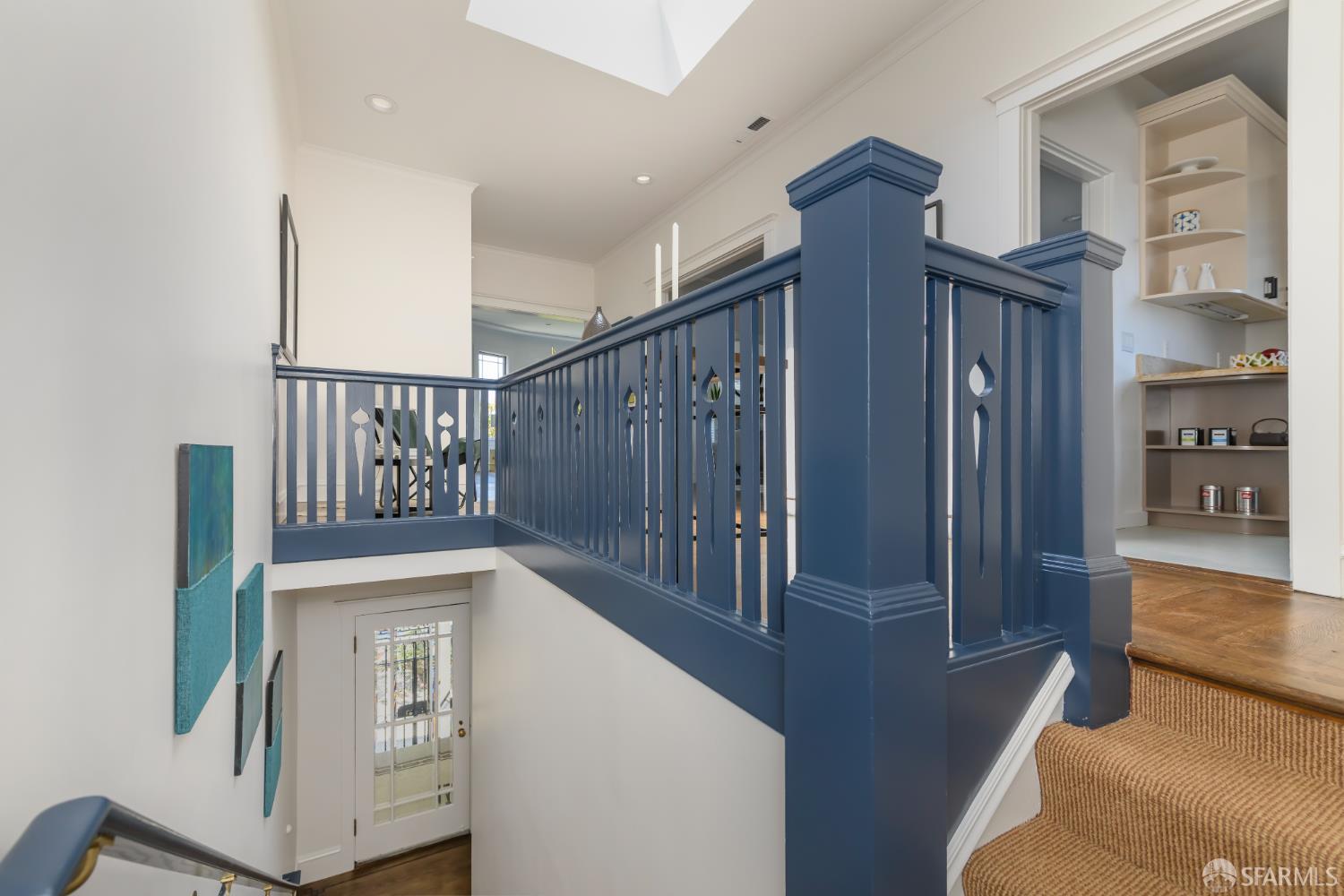 Photo #4: 425068664 Listing 