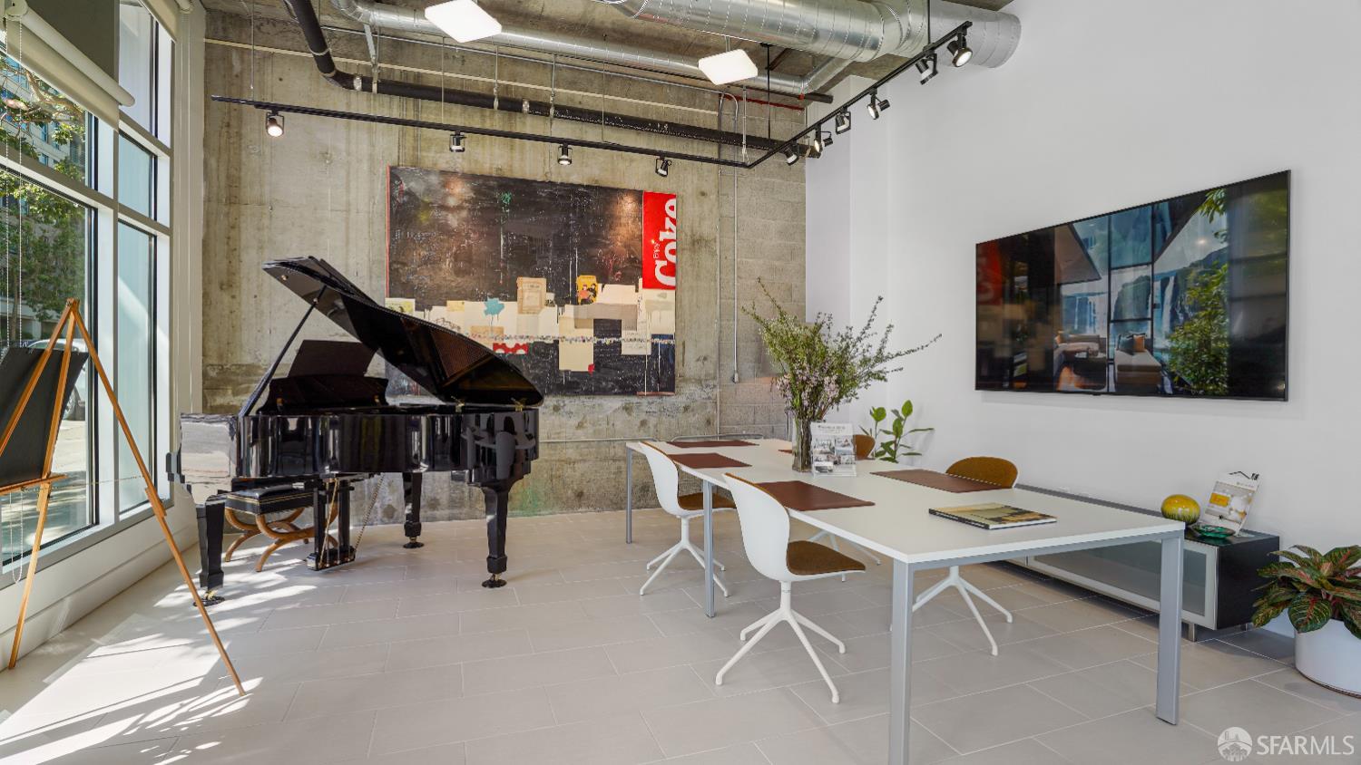 Detail Gallery Image 2 of 28 For 200 Brannan St #100,  San Francisco,  CA 94107 - – Beds | – Baths