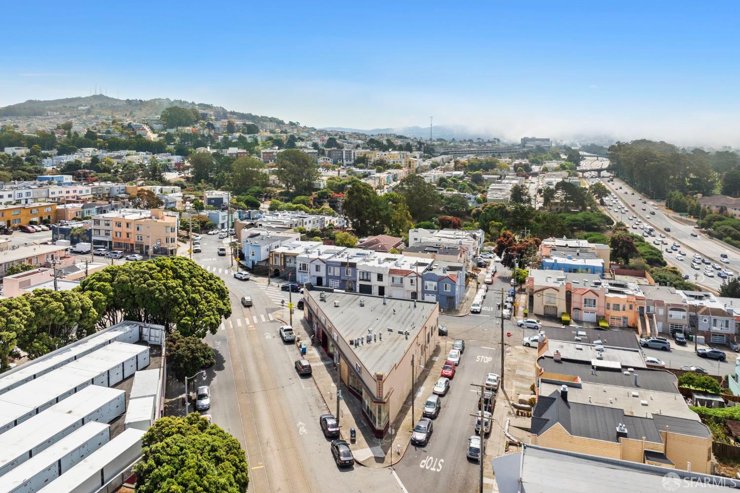 Detail Gallery Image 4 of 14 For 4089 19th Ave, San Francisco,  CA 94132 - – Beds | – Baths