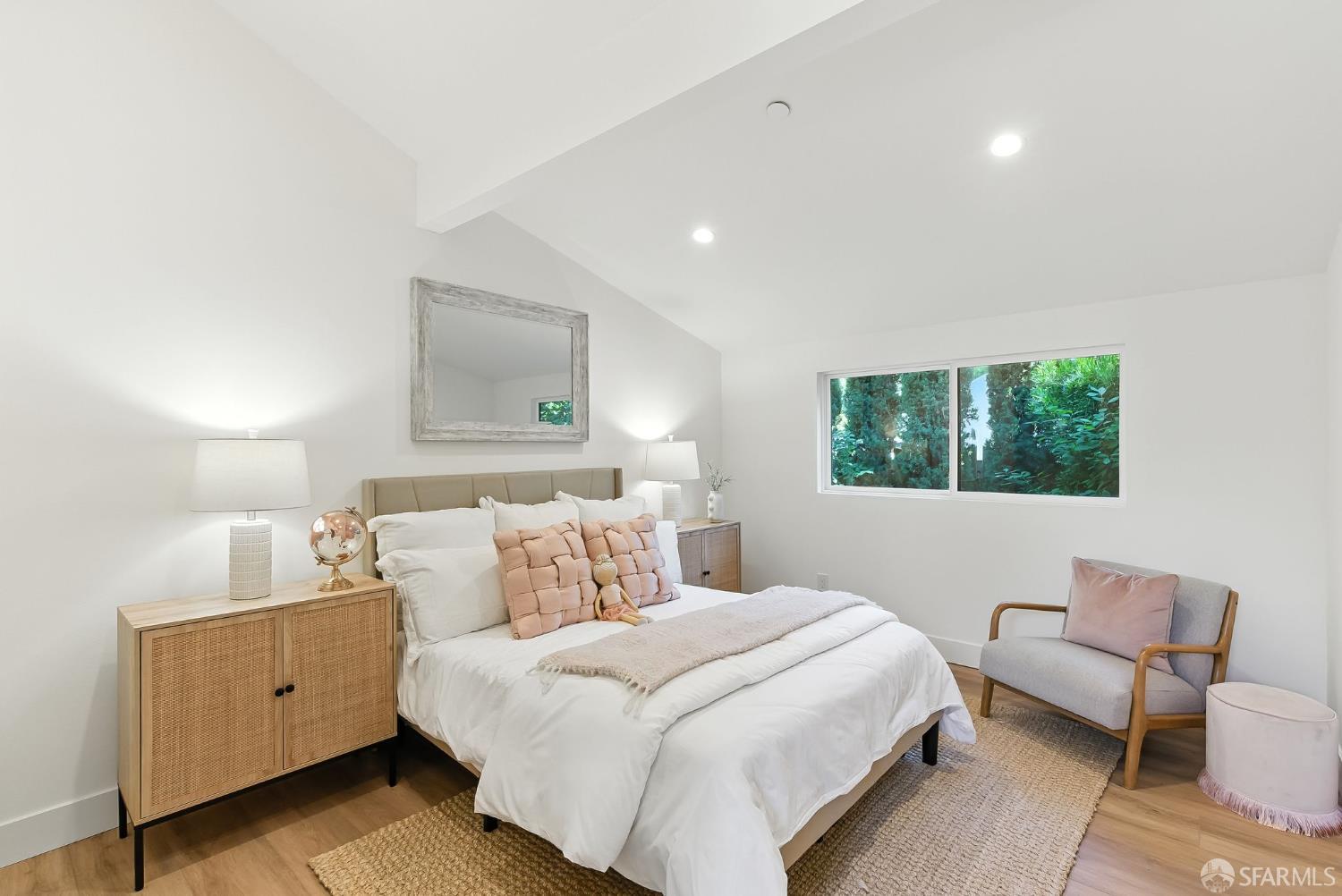 Detail Gallery Image 19 of 43 For 2559 Romley Ln, Alamo,  CA 94507 - 4 Beds | 3/2 Baths