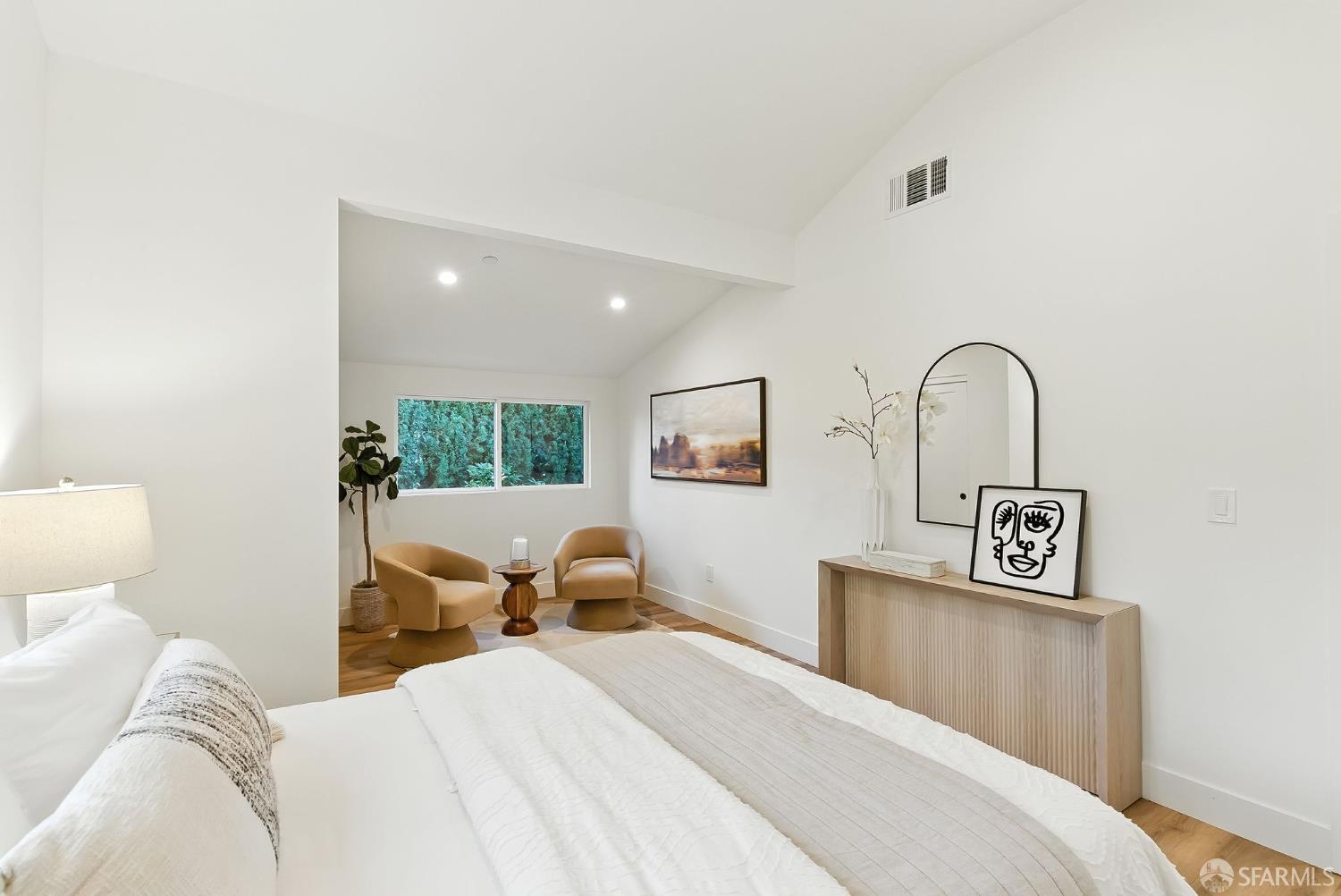 Detail Gallery Image 14 of 43 For 2559 Romley Ln, Alamo,  CA 94507 - 4 Beds | 3/2 Baths